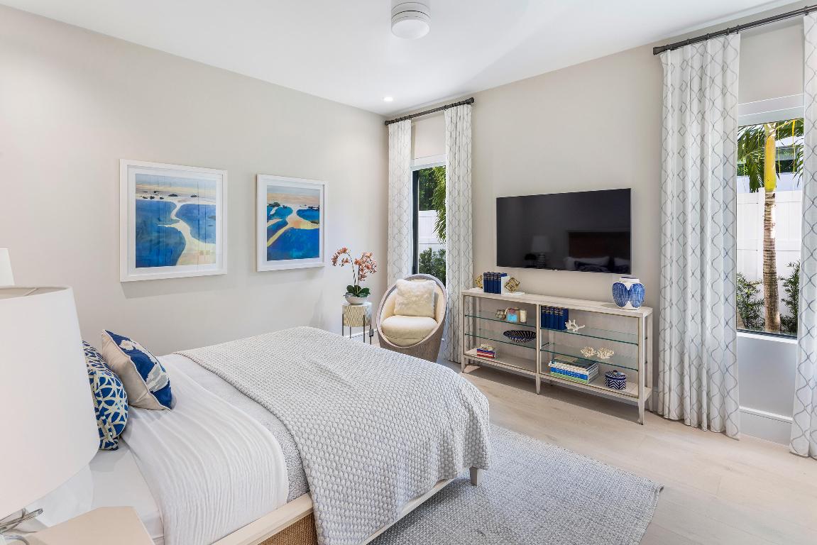 1260 S Ocean Boulevard