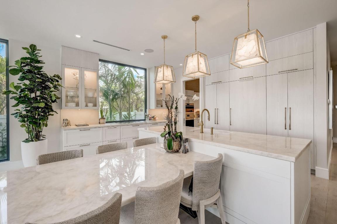 1260 S Ocean Boulevard