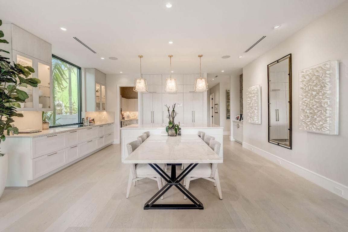 1260 S Ocean Boulevard