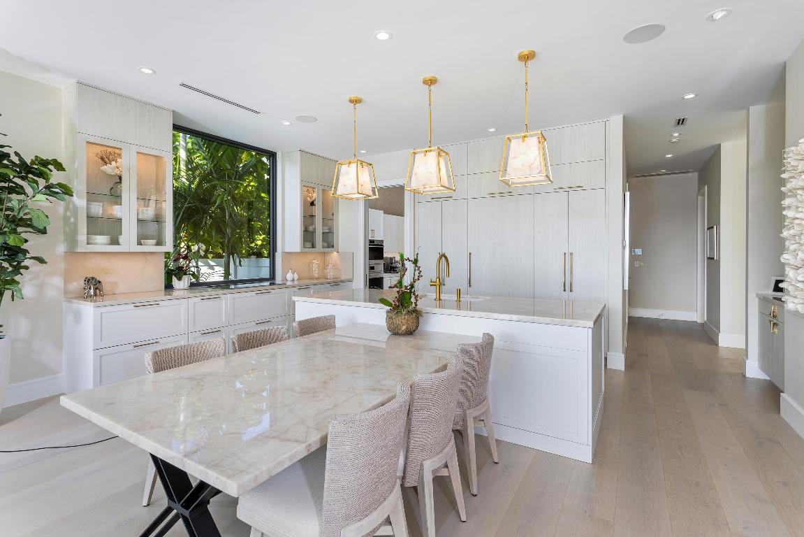 1260 S Ocean Boulevard