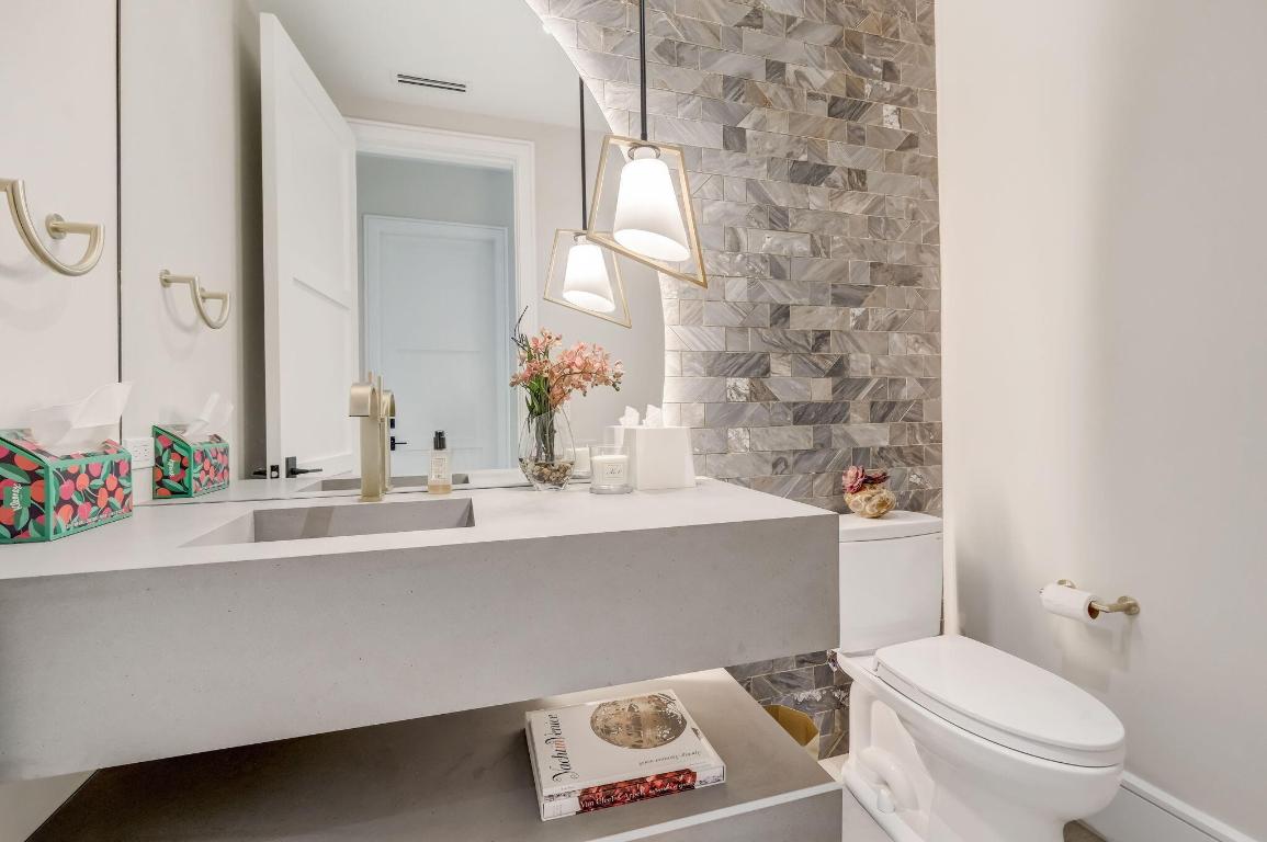 1260 S Ocean Boulevard