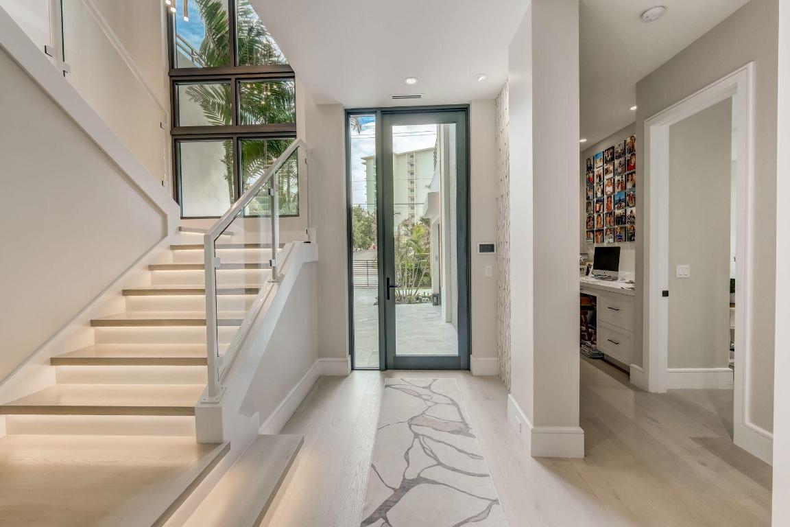 1260 S Ocean Boulevard