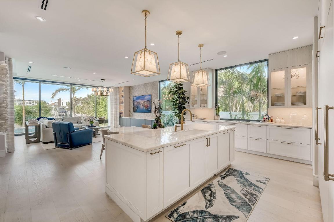 1260 S Ocean Boulevard