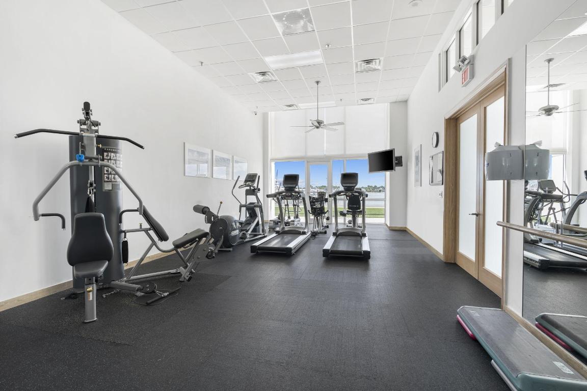 400 N Flagler Drive Unit: Ph-D2