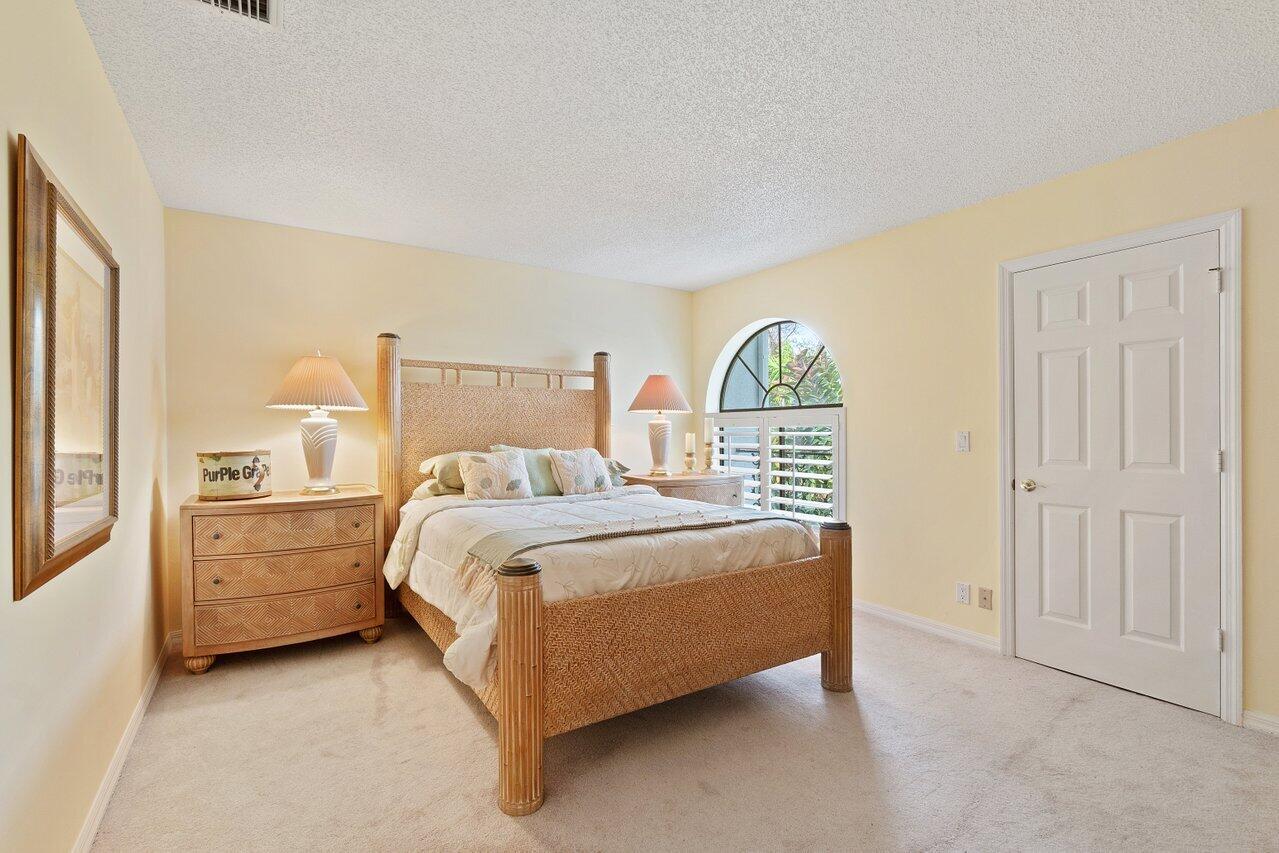 5580 N Ocean Boulevard 29f