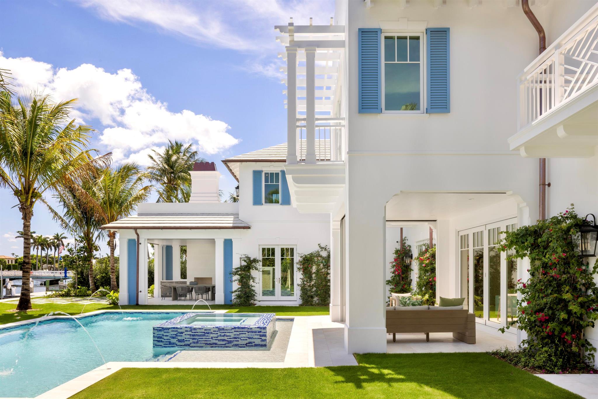 584 Island Drive
