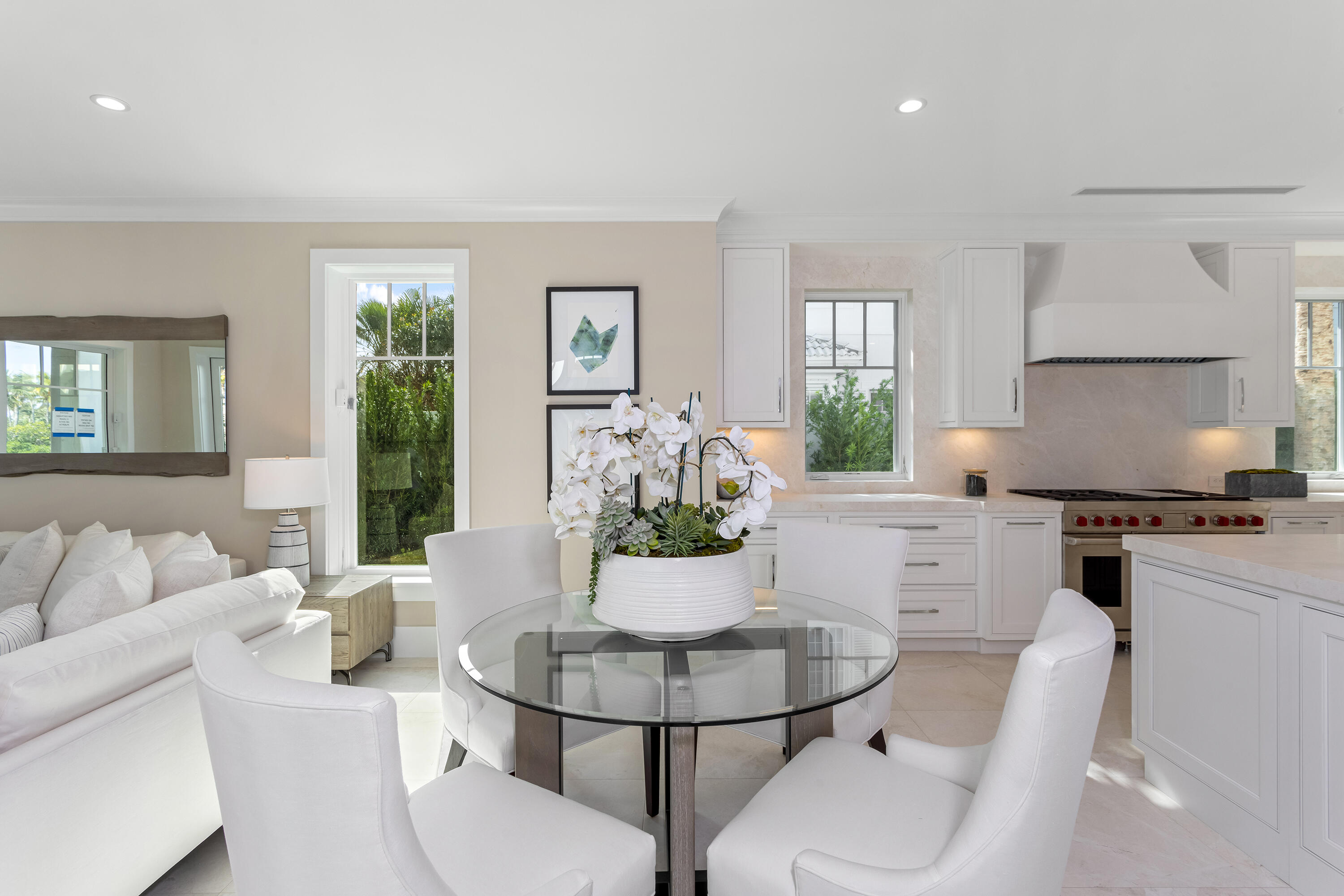 584 Island Drive