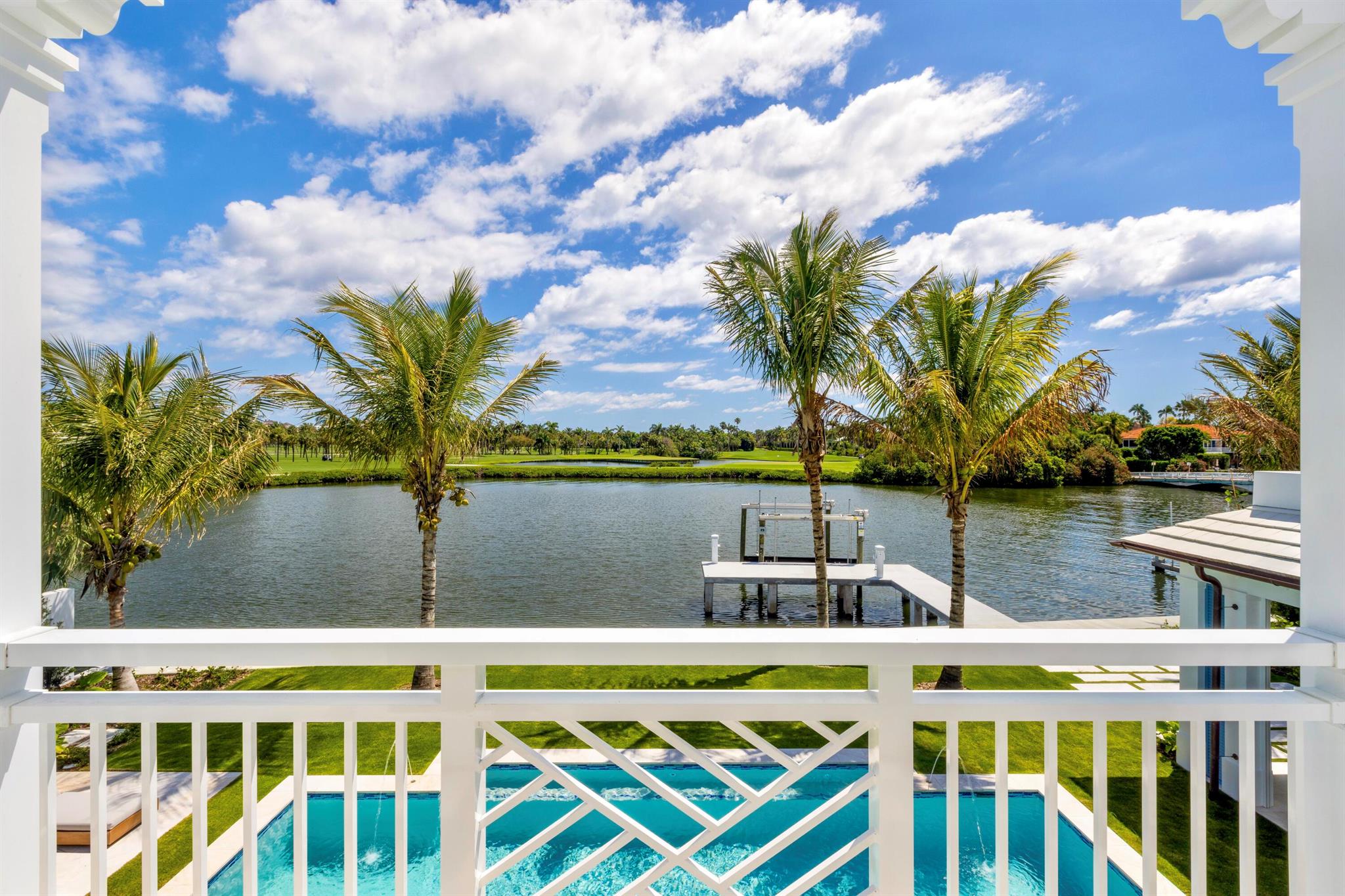 584 Island Drive