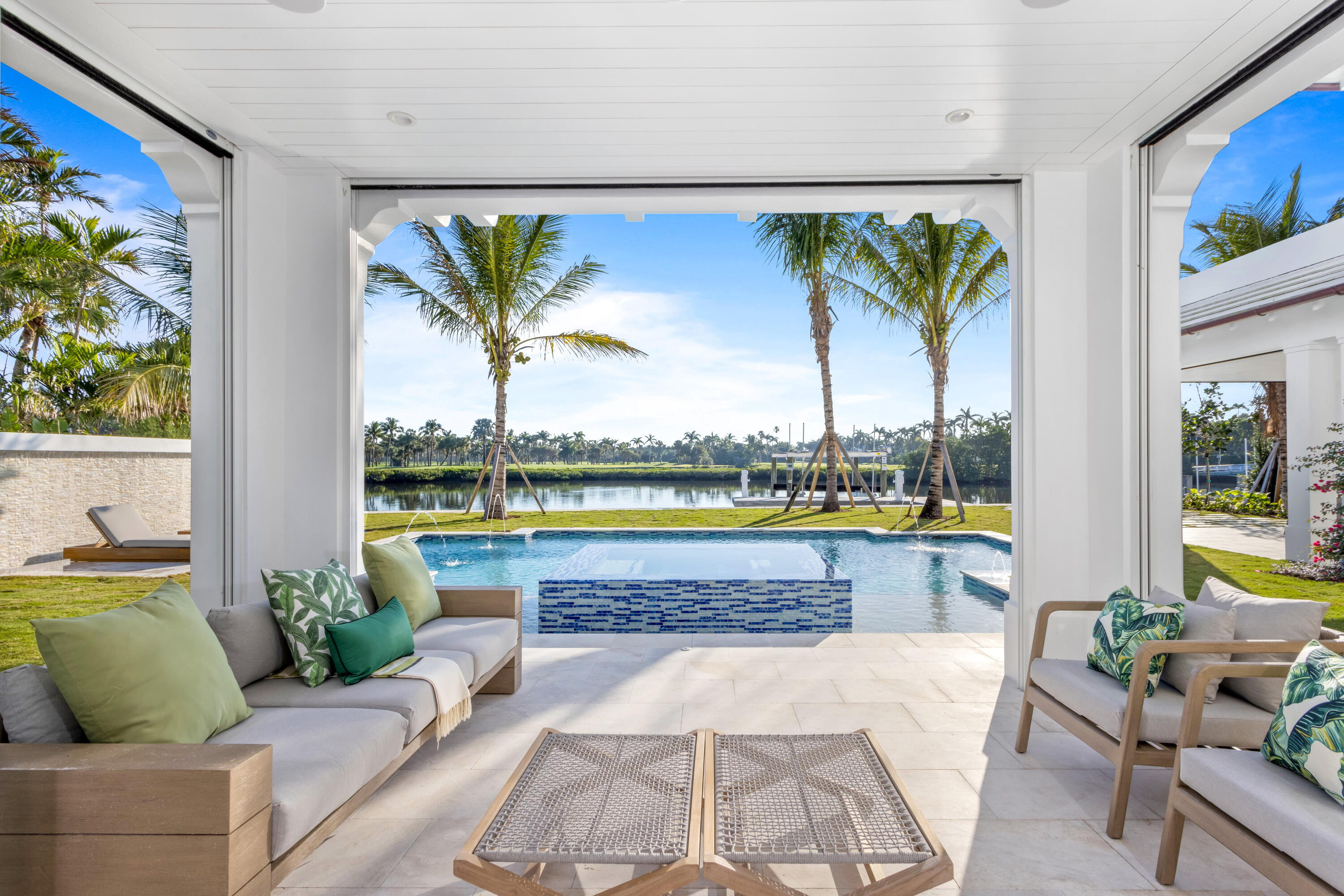 584 Island Drive