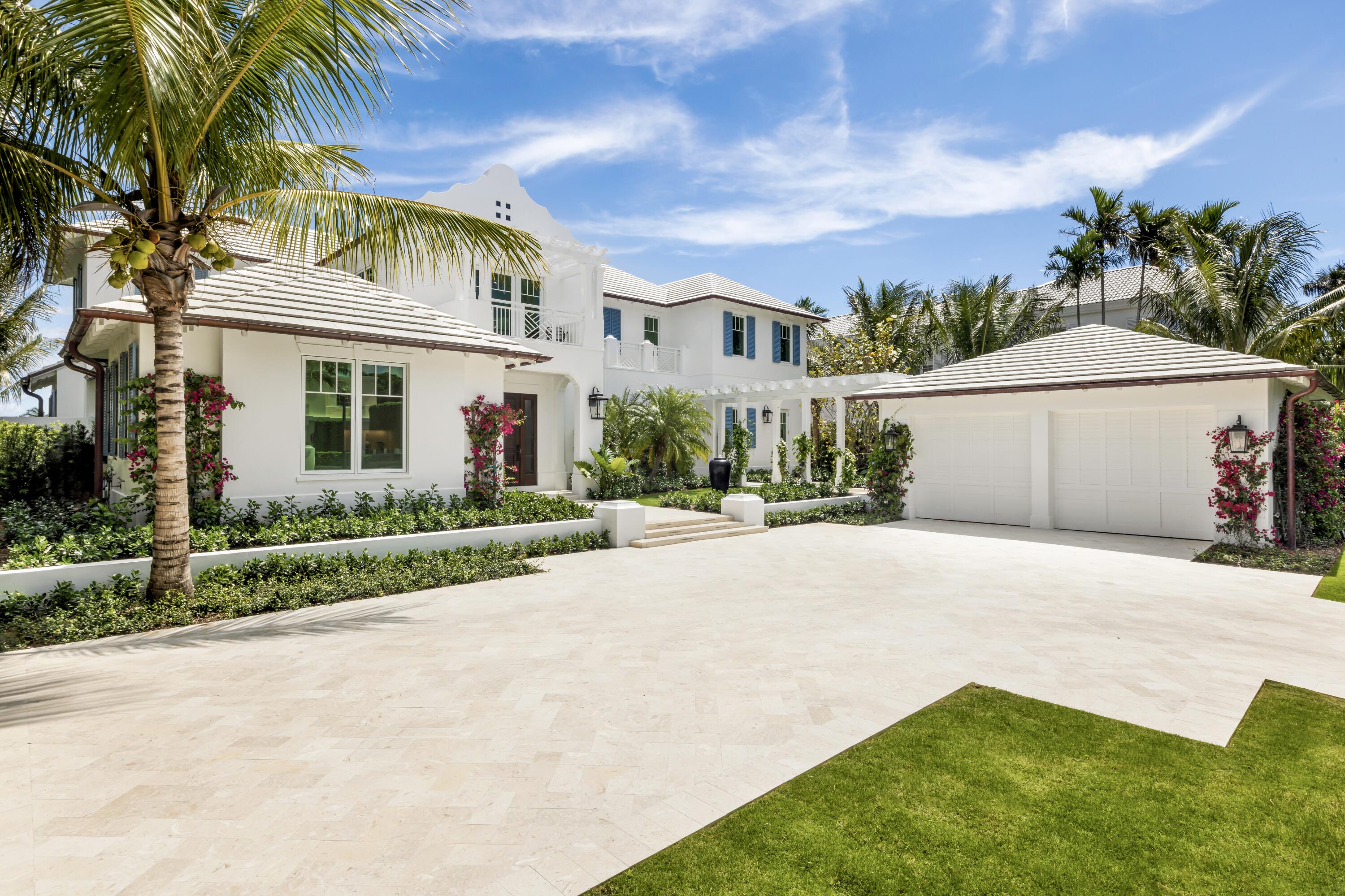 584 Island Drive