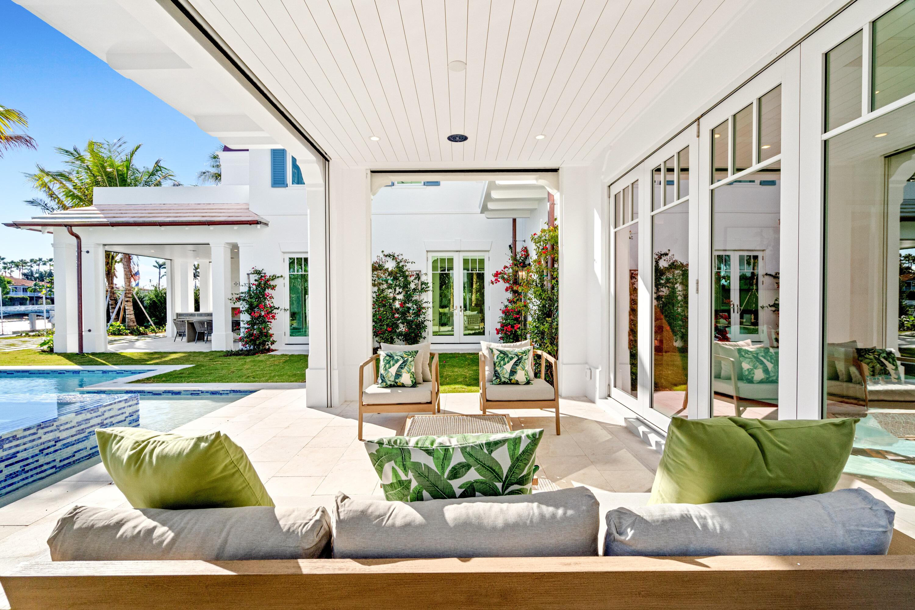 584 Island Drive