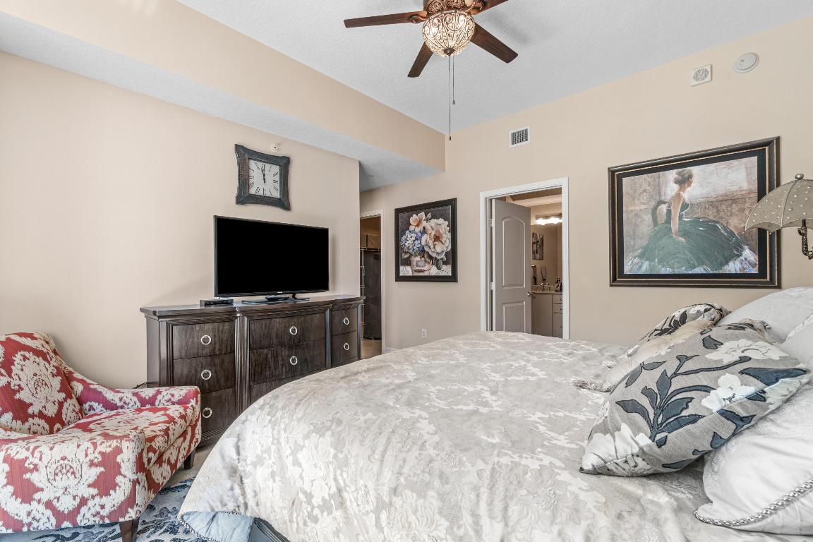 701 S Olive Avenue 715