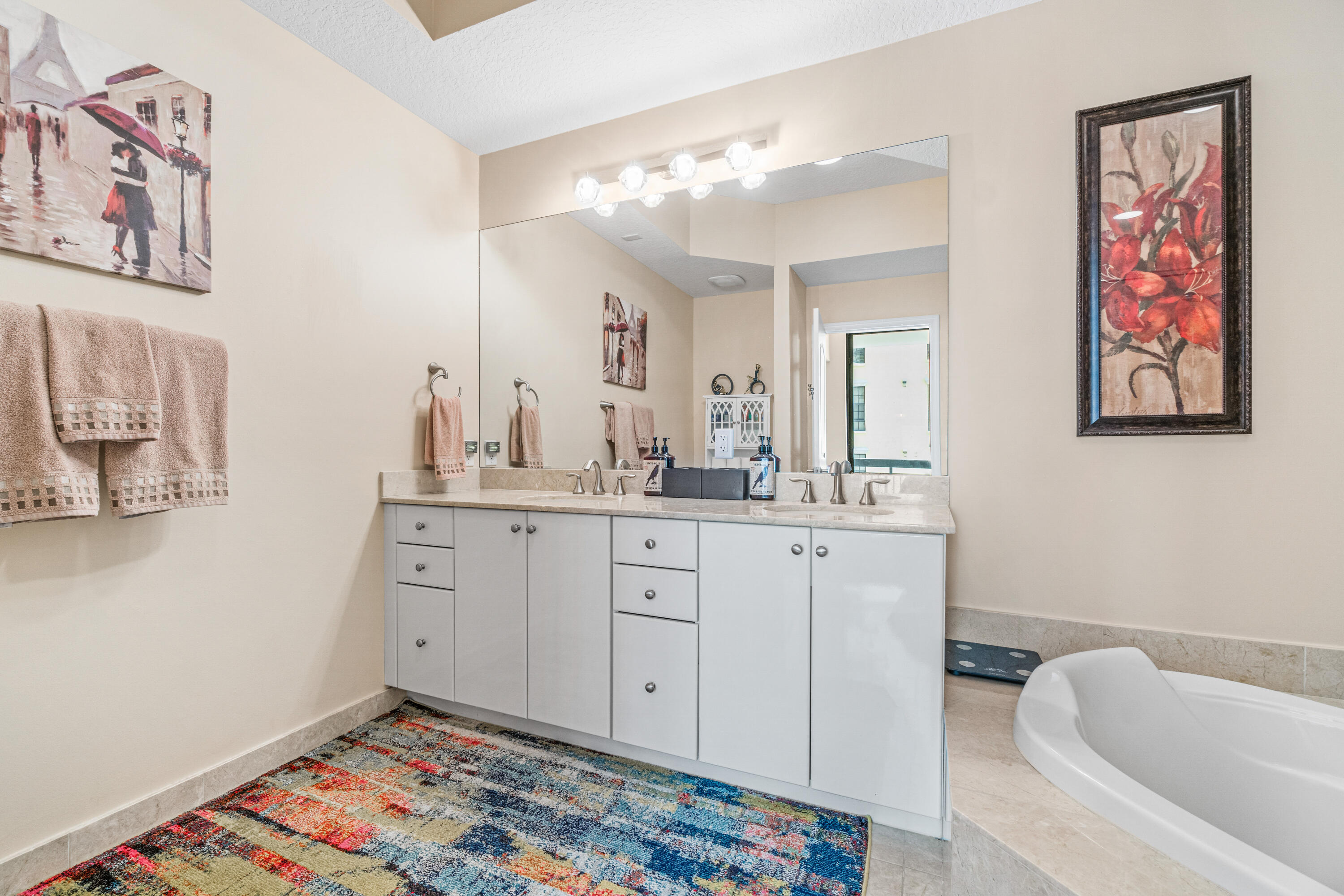 701 S Olive Avenue 715