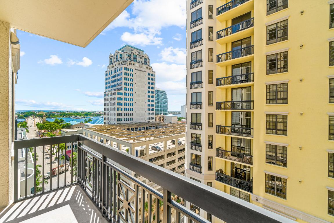 701 S Olive Avenue 715