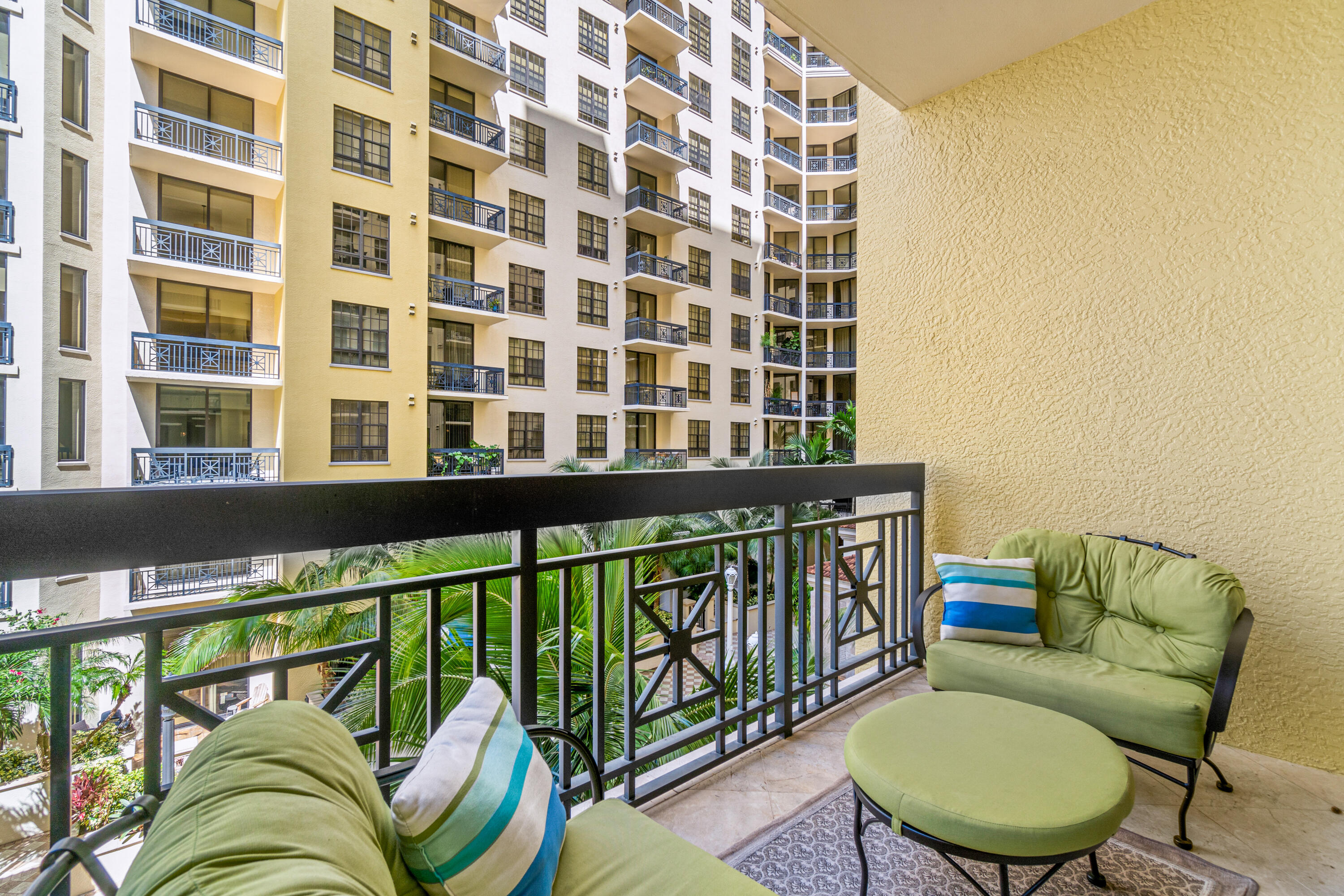 701 S Olive Avenue 715