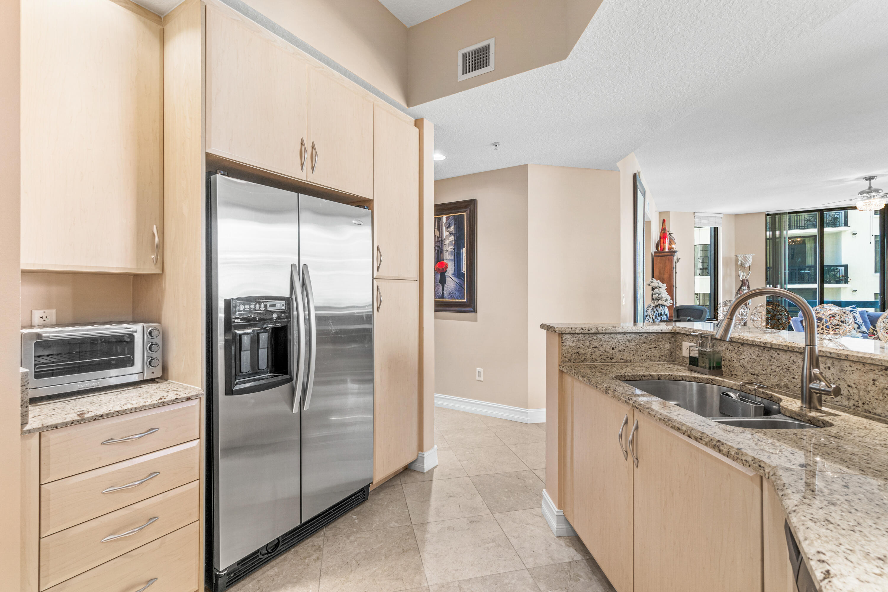 701 S Olive Avenue 715