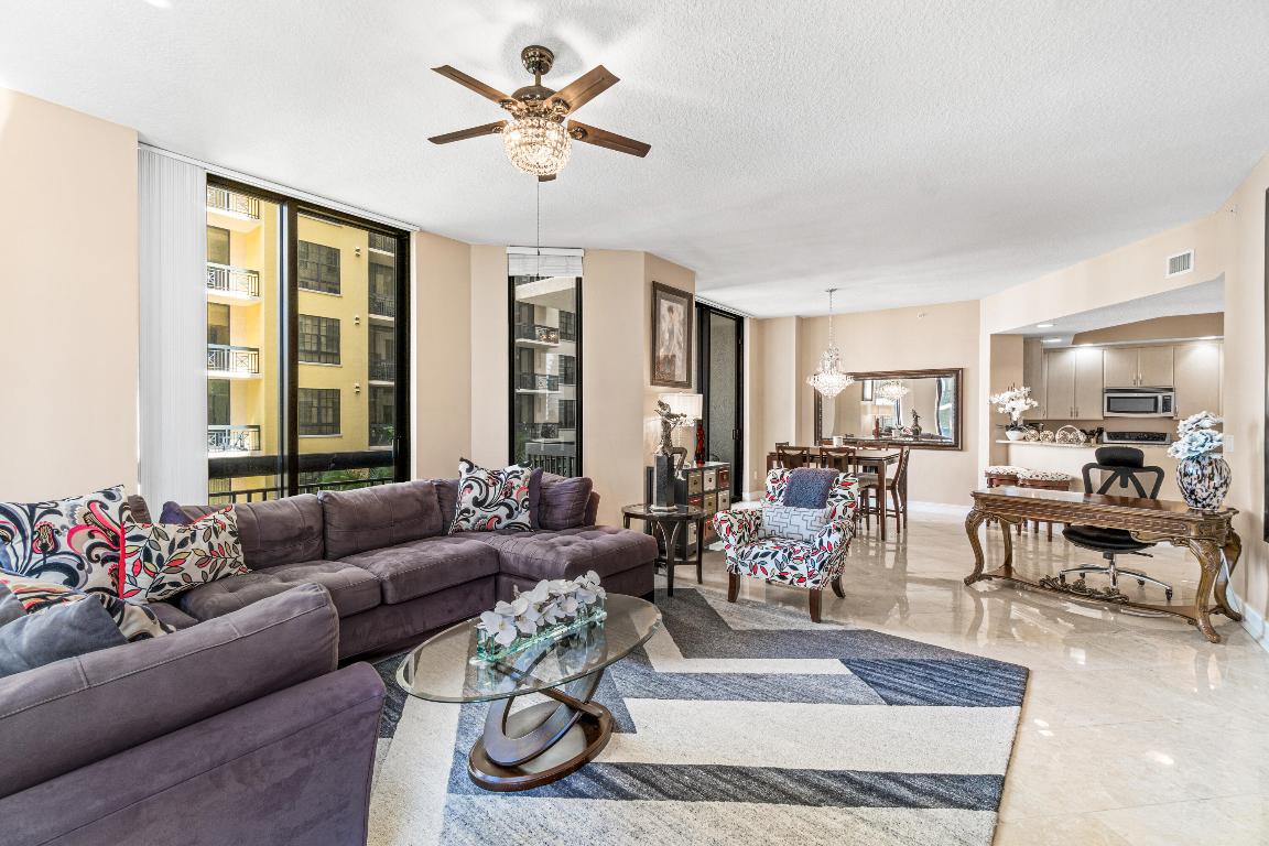 701 S Olive Avenue 715