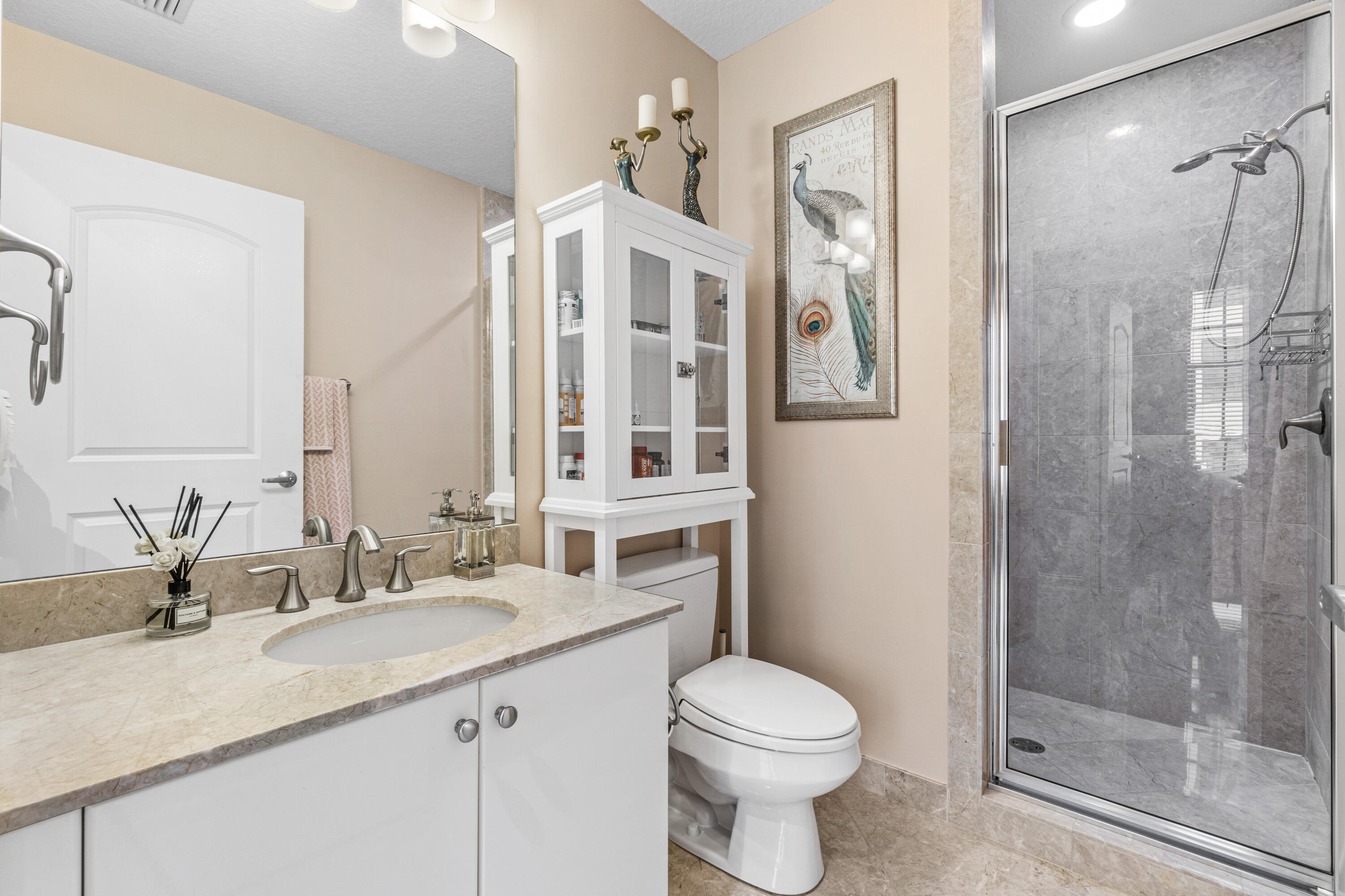 701 S Olive Avenue 715