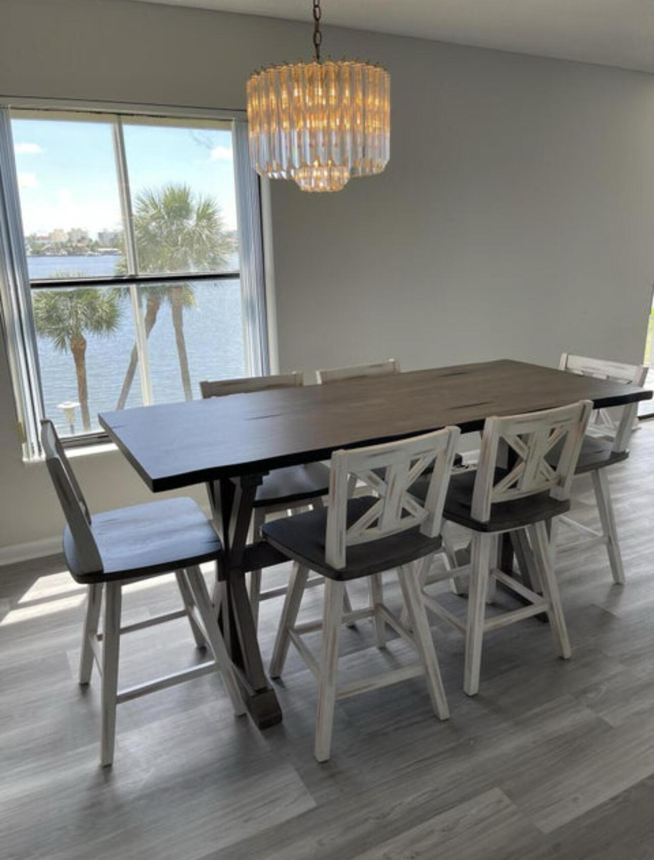 896 N Federal Highway 332