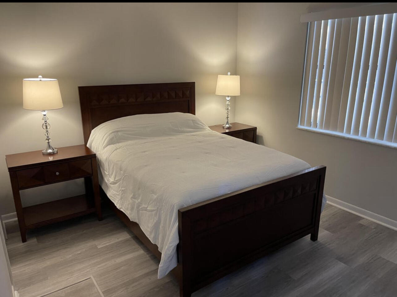 896 N Federal Highway 332