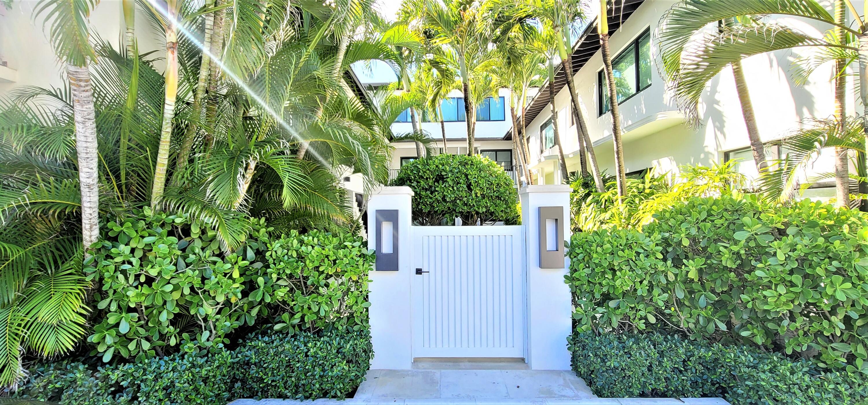 122 Peruvian Avenue 14-A