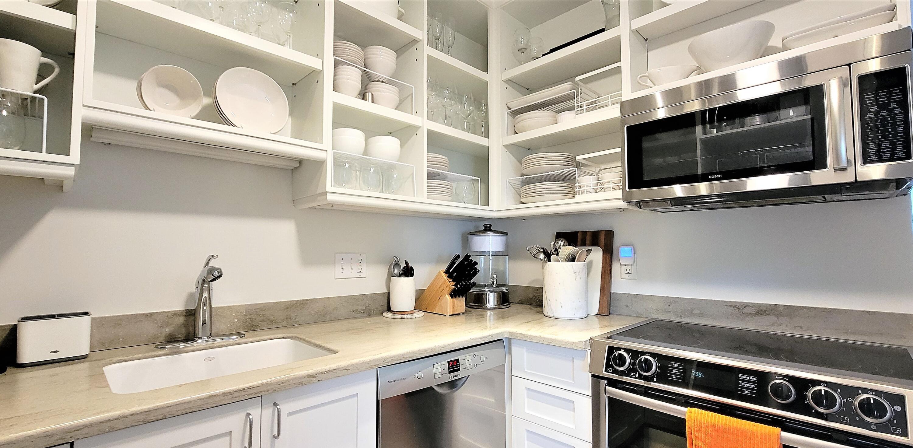 122 Peruvian Avenue 14-A