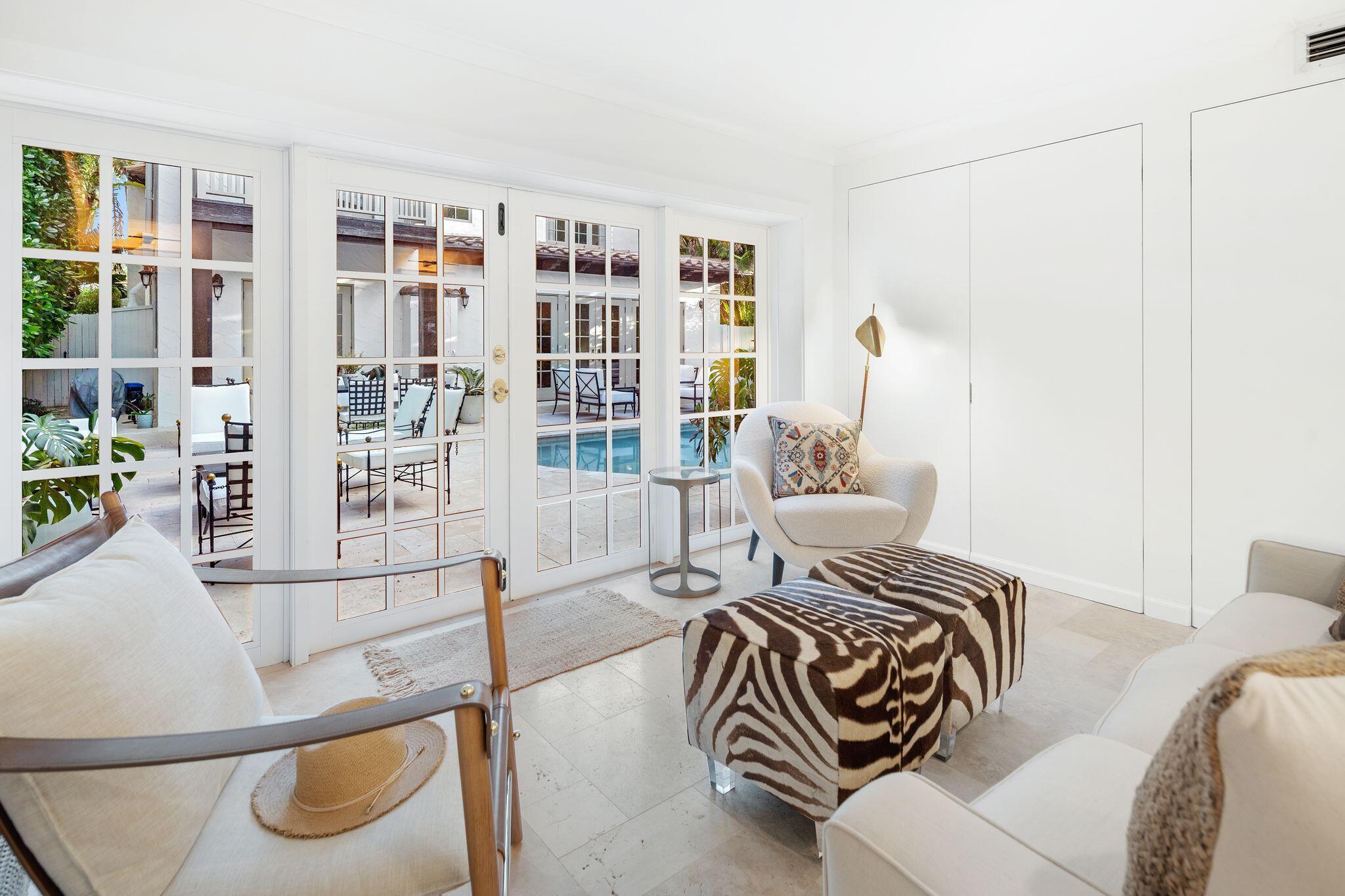 123 Australian Avenue