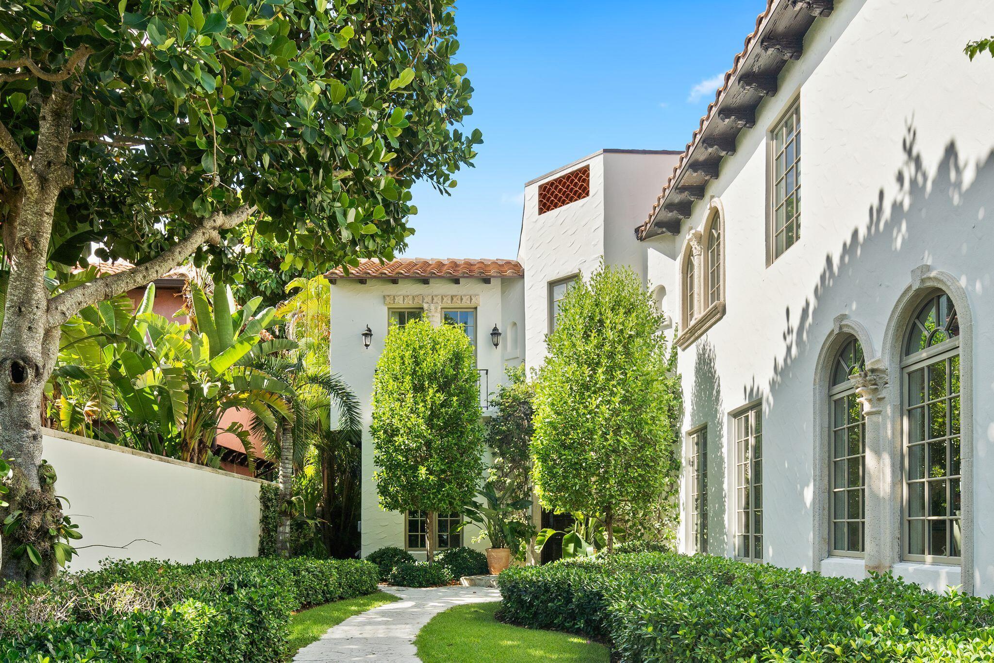 123 Australian Avenue