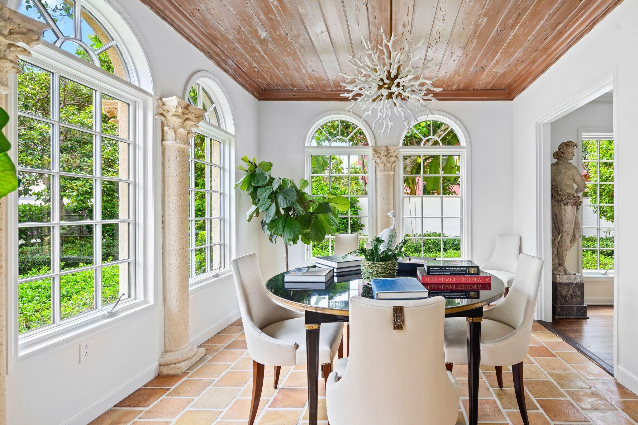 123 Australian Avenue