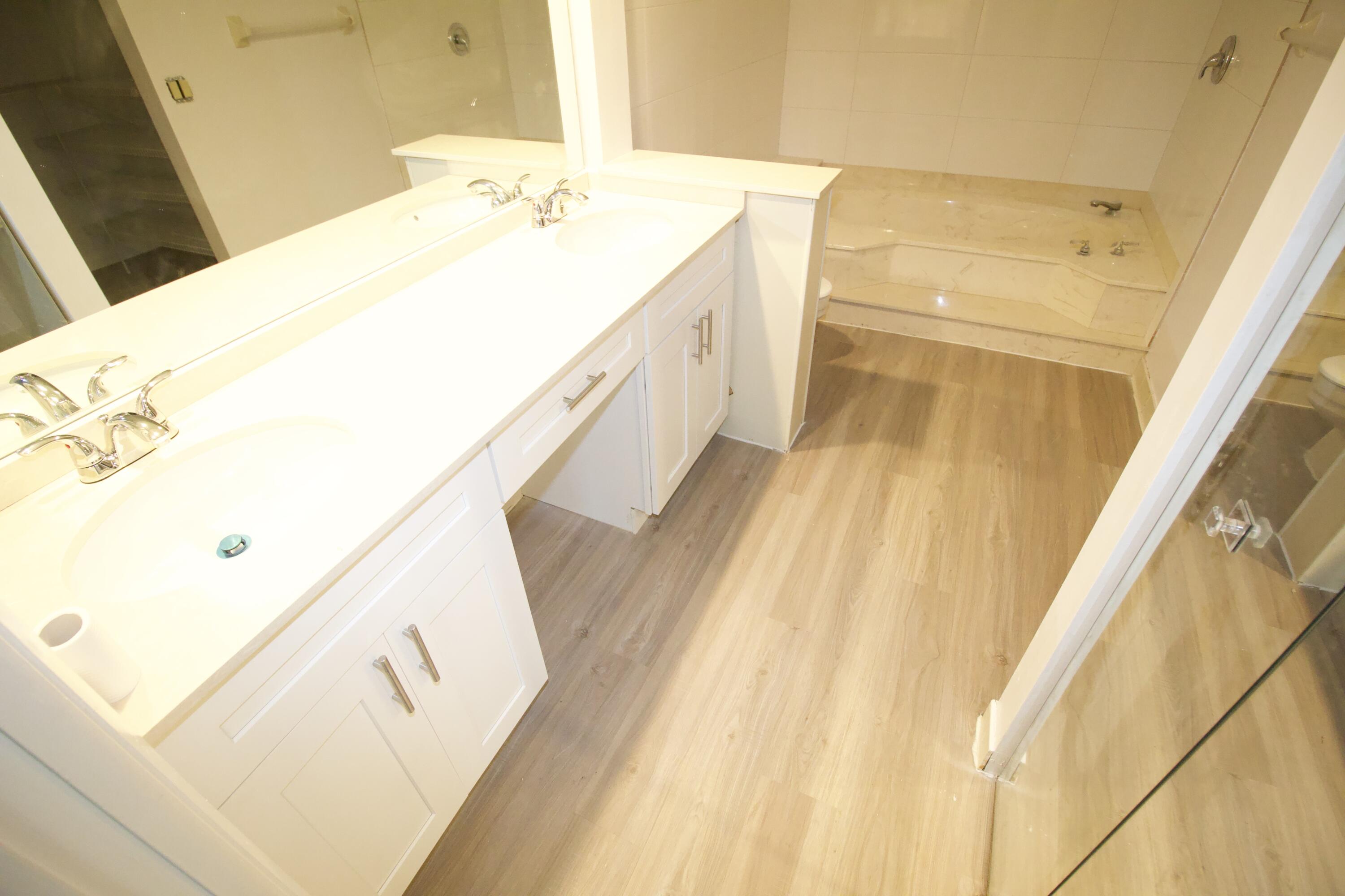 3845 Park Lane Villas