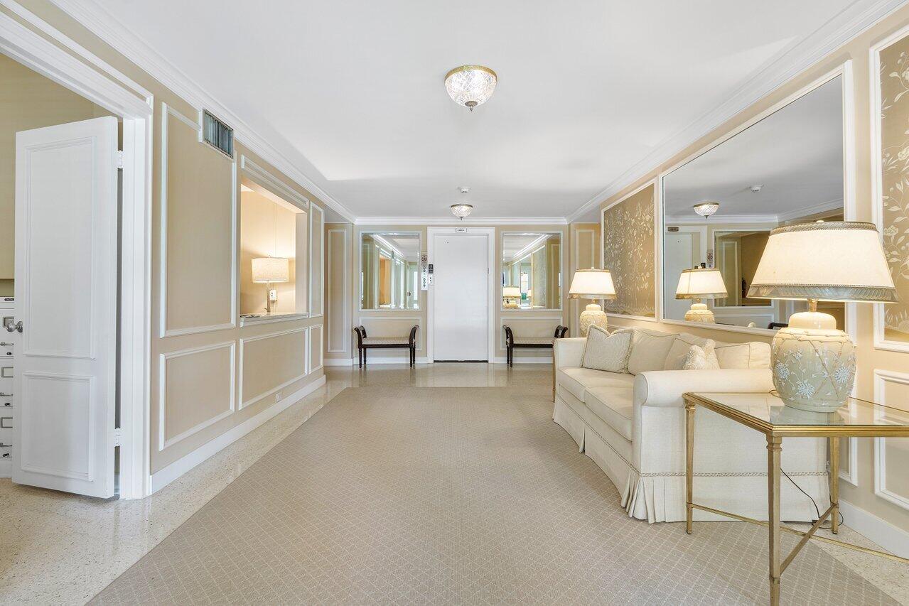 455 Australian Avenue 3d