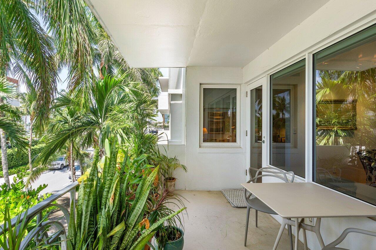 455 Australian Avenue 3d