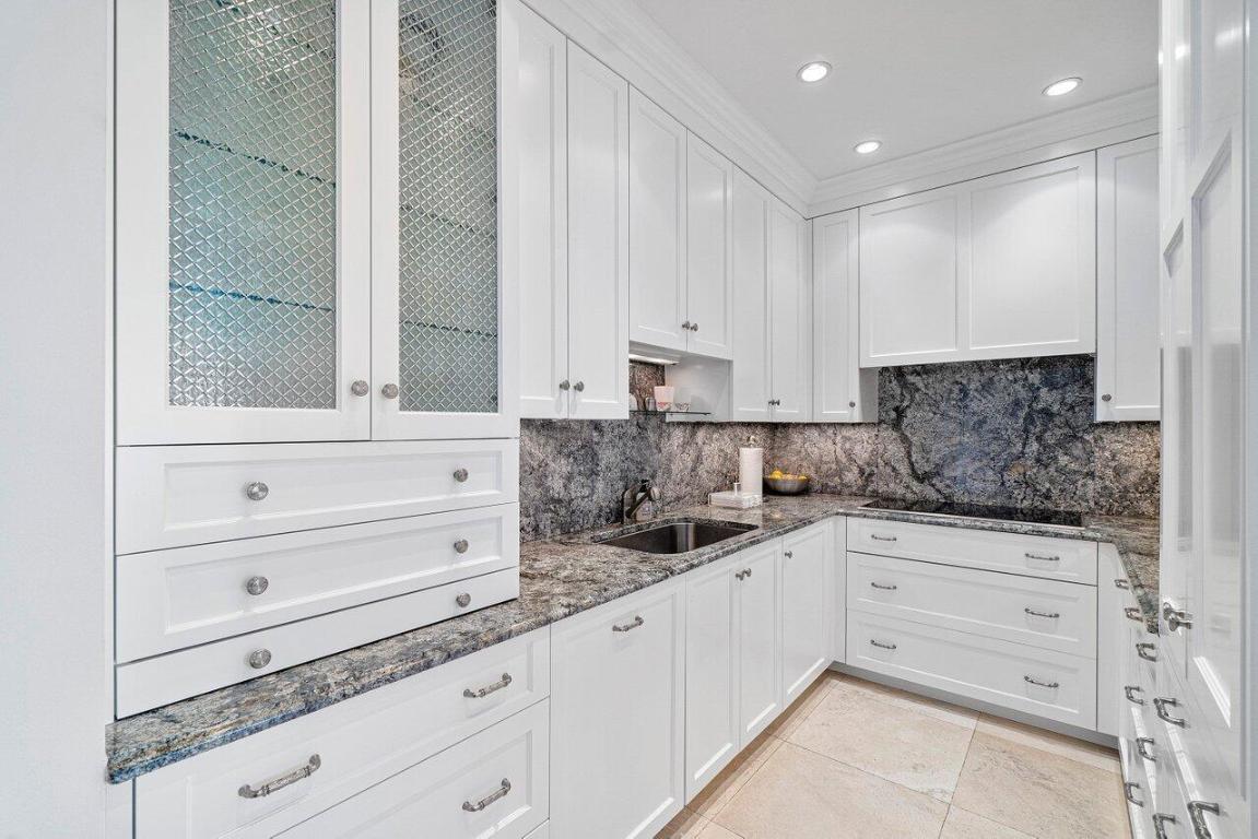 150 Bradley Place 203