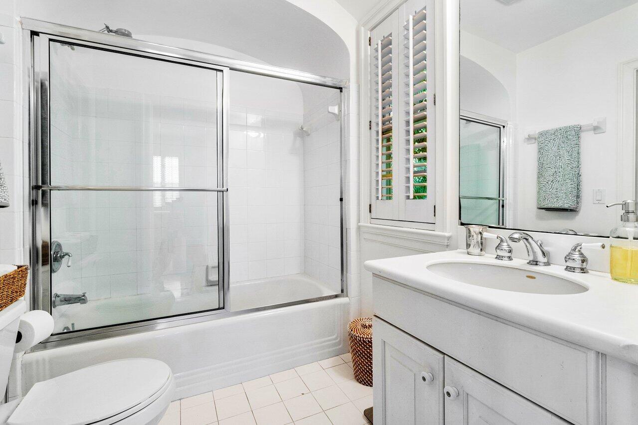 240 Miraflores Drive