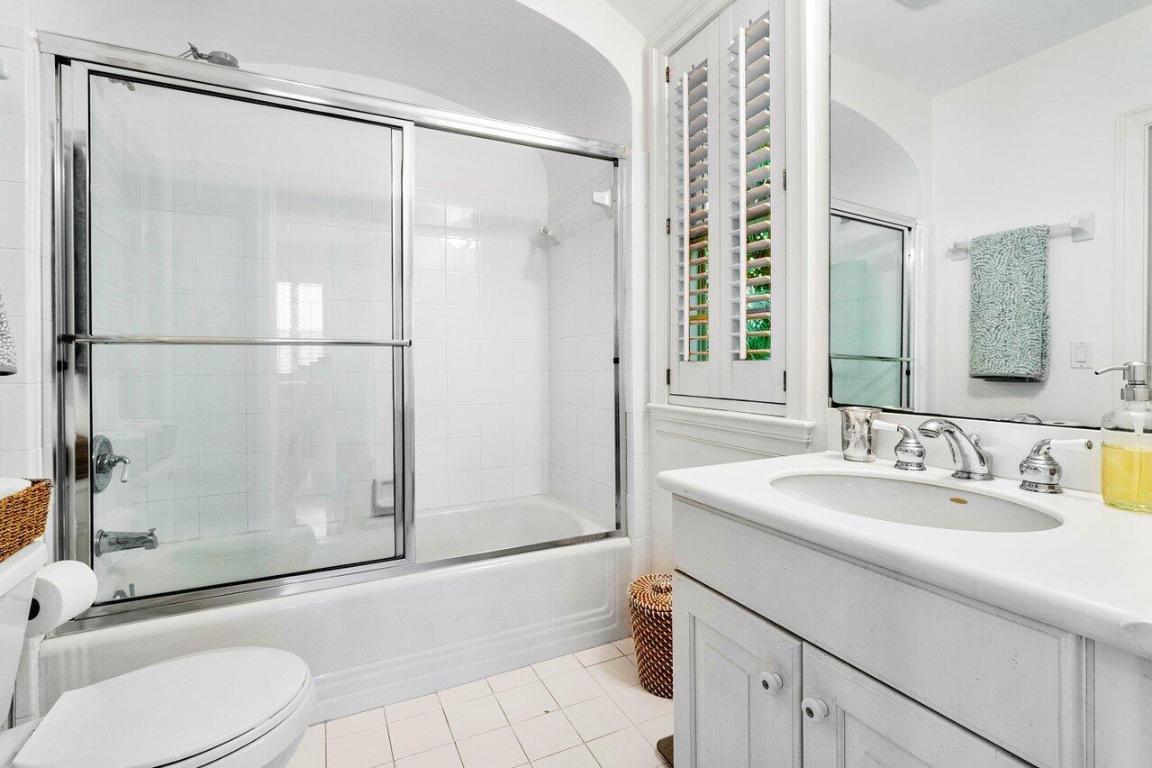 240 Miraflores Drive