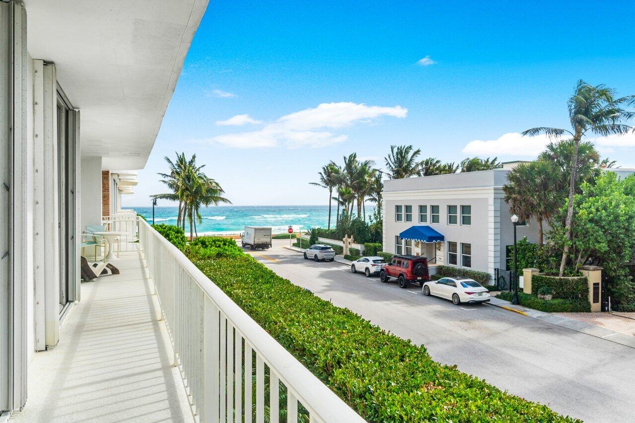 100 Worth Avenue 320