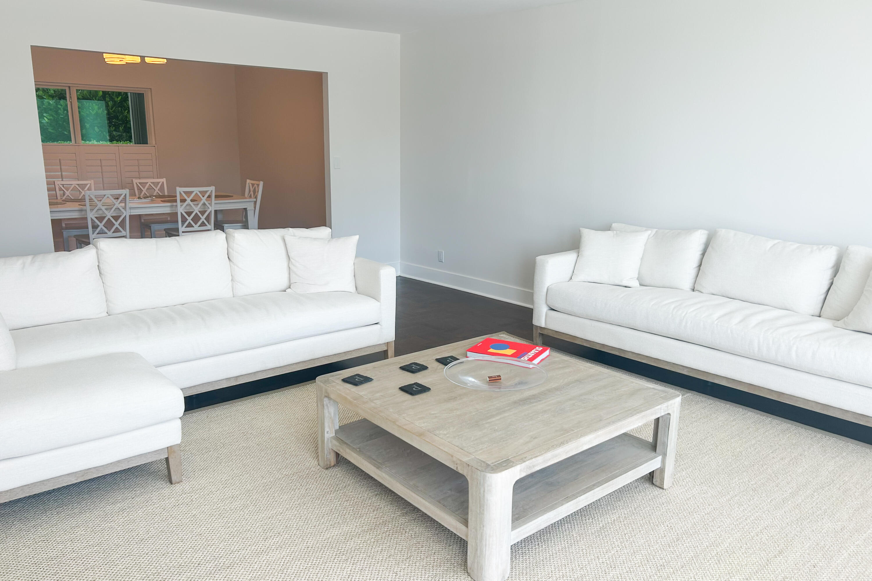 100 Worth Avenue 320