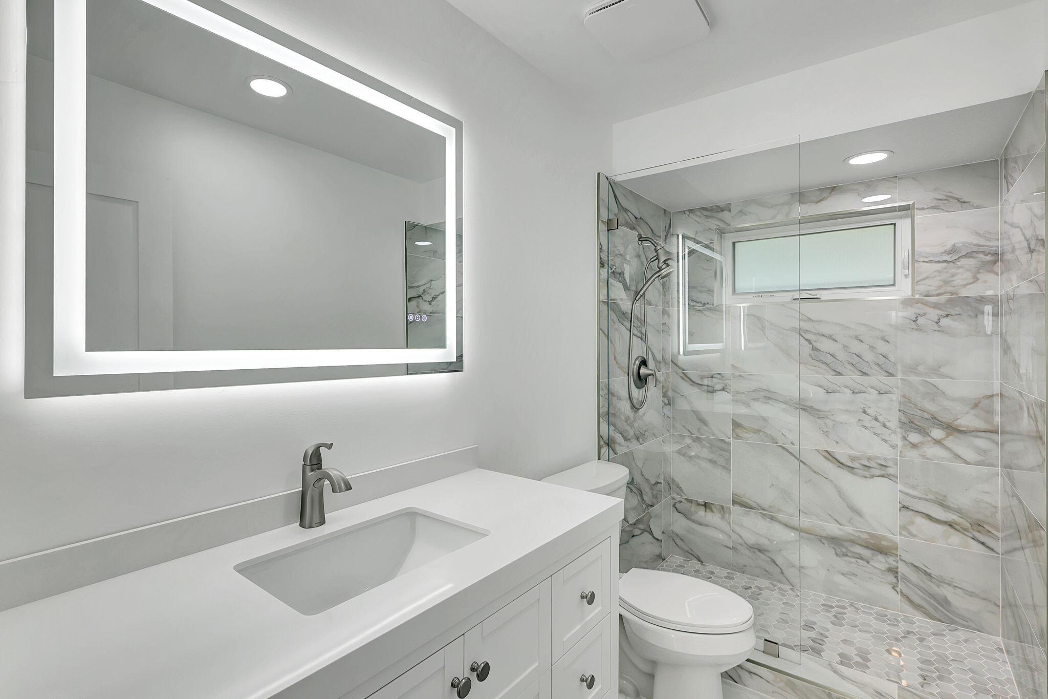 531 S Lakeside Drive