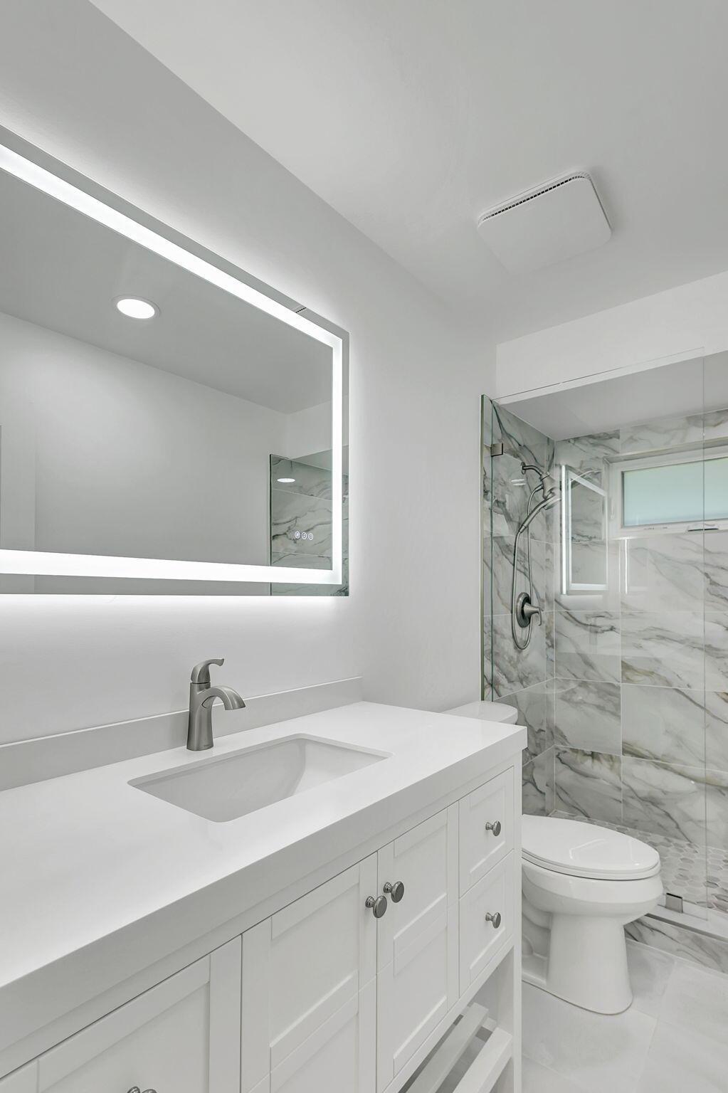 531 S Lakeside Drive