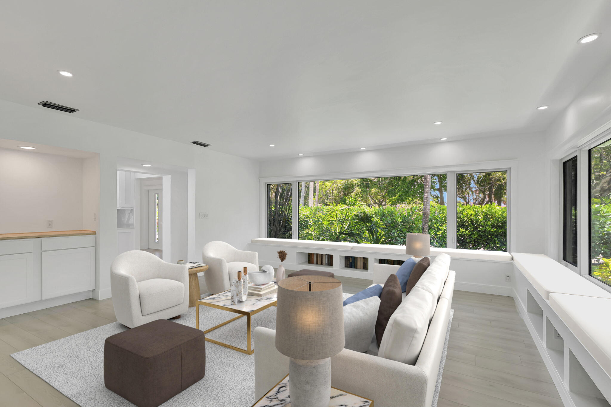 531 S Lakeside Drive