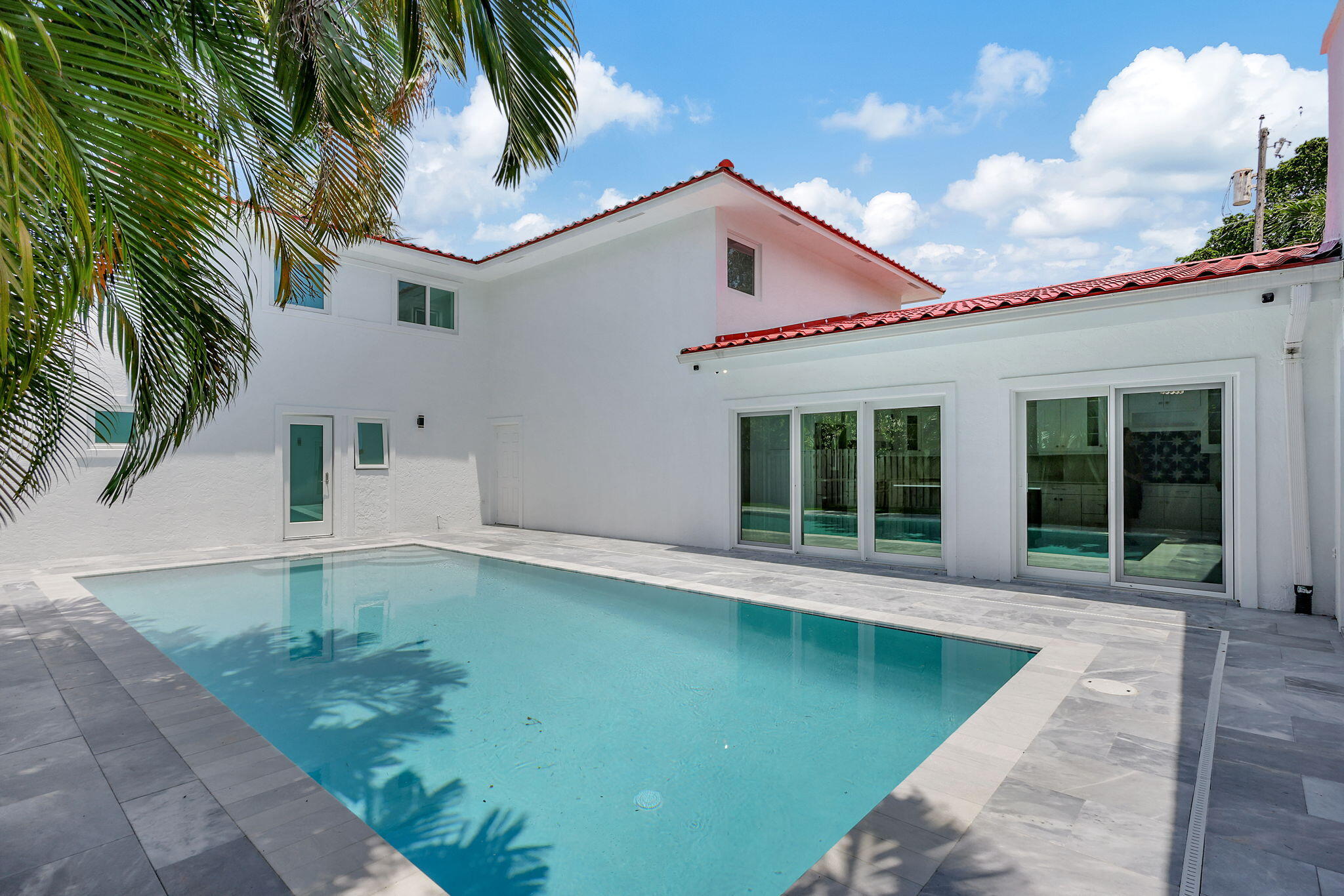 531 S Lakeside Drive