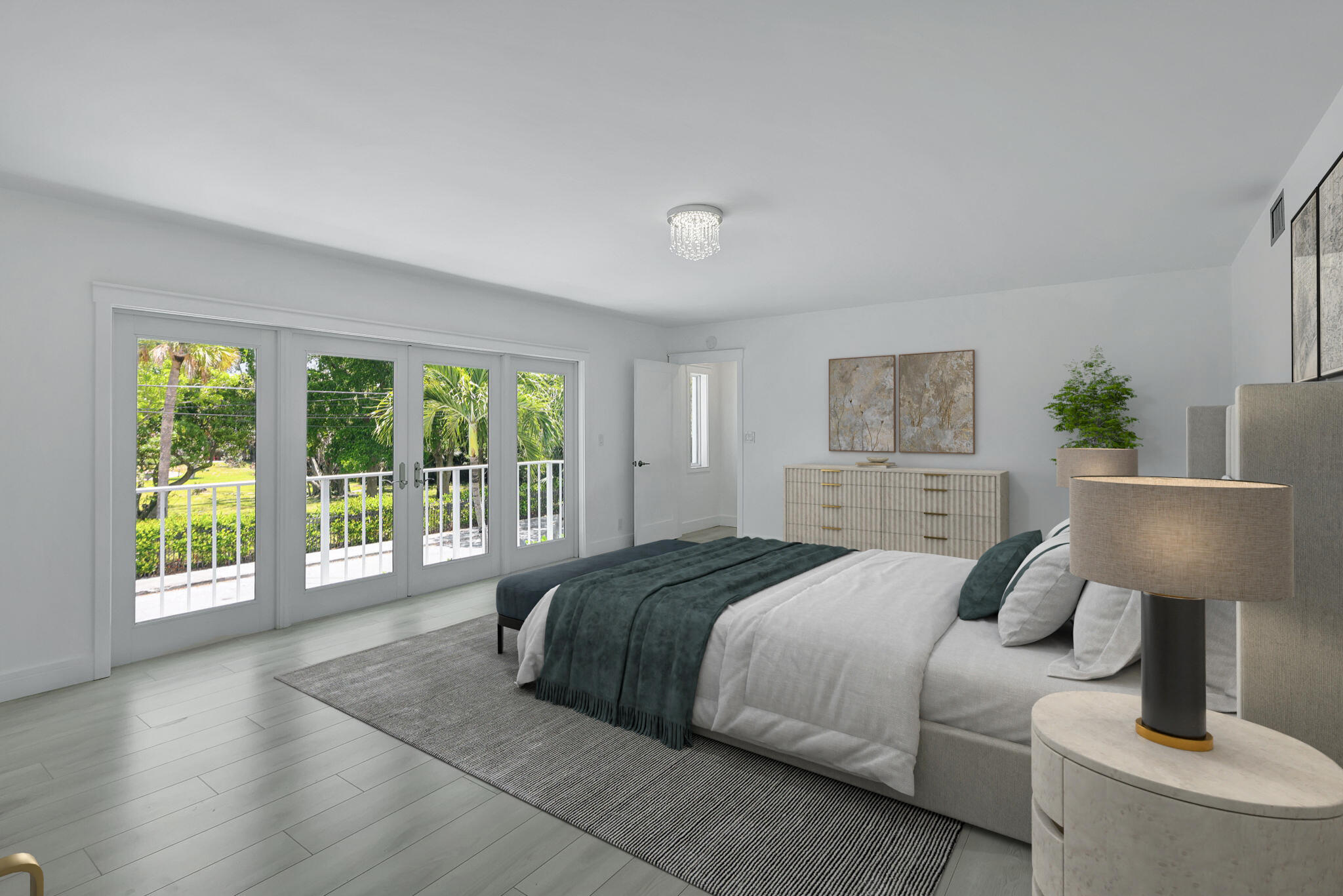 531 S Lakeside Drive