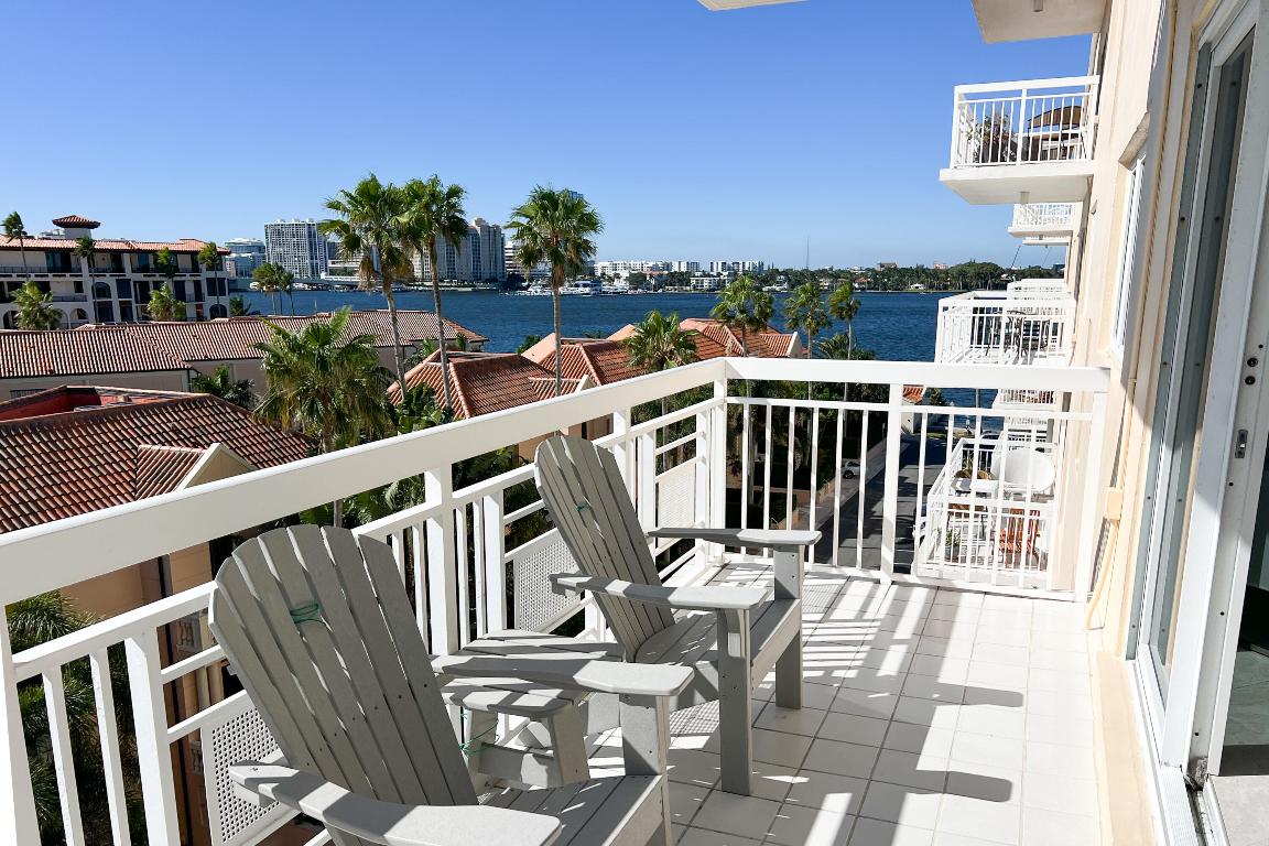 250 Bradley Place 602