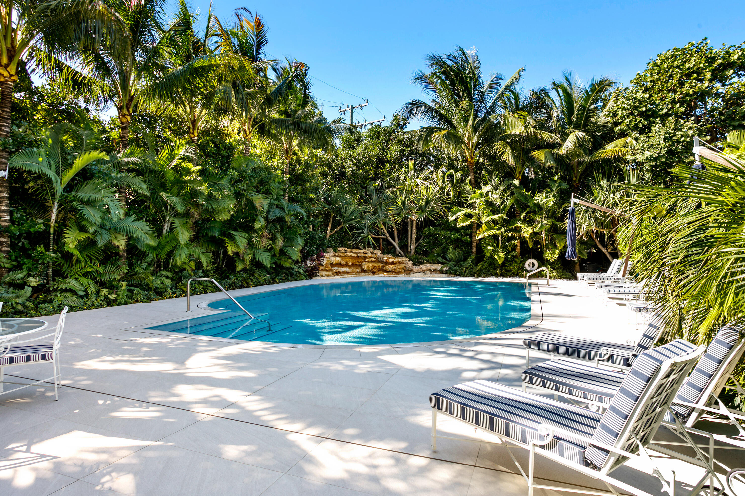 330 S Ocean Boulevard E1