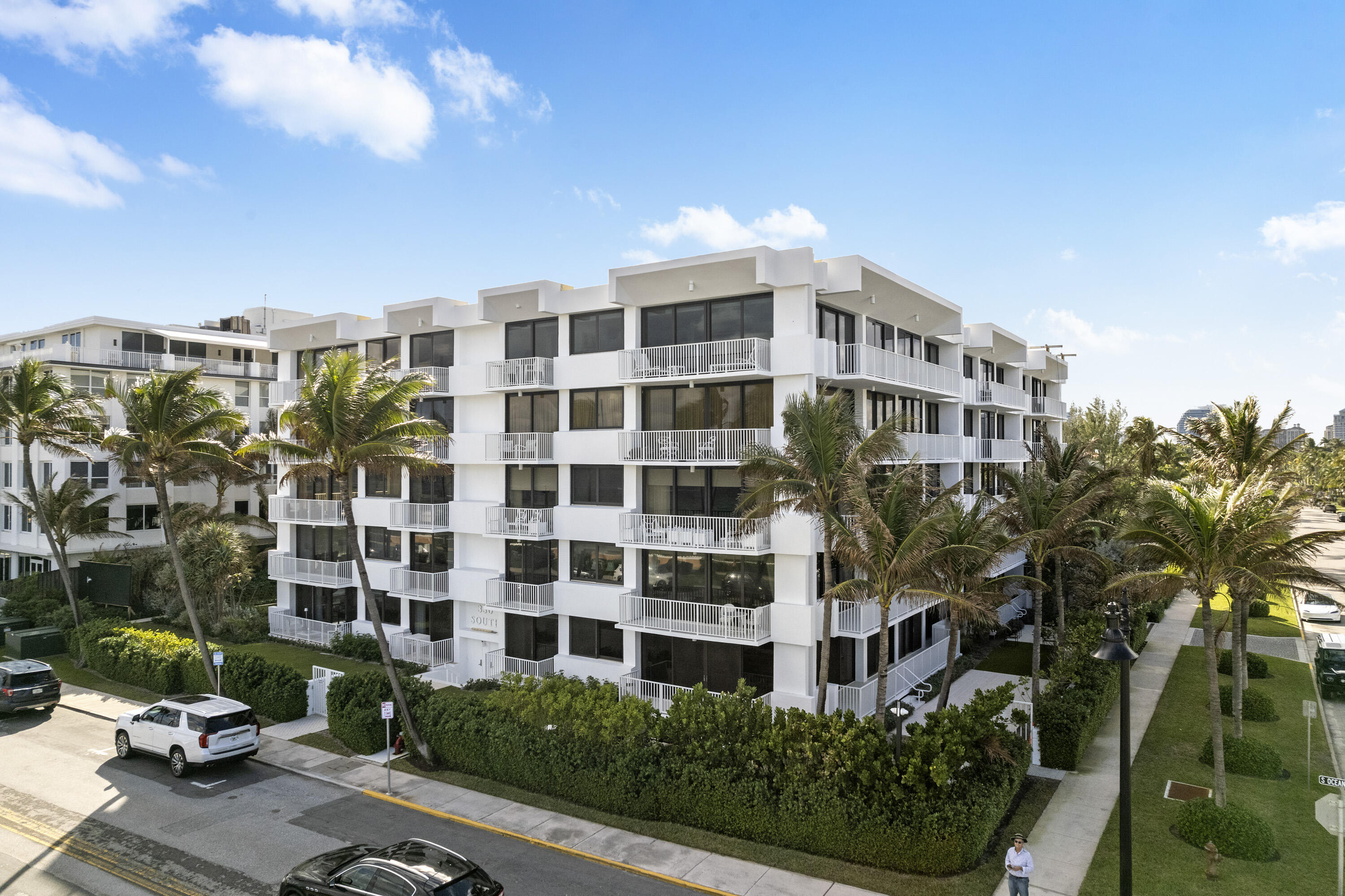 330 S Ocean Boulevard E1