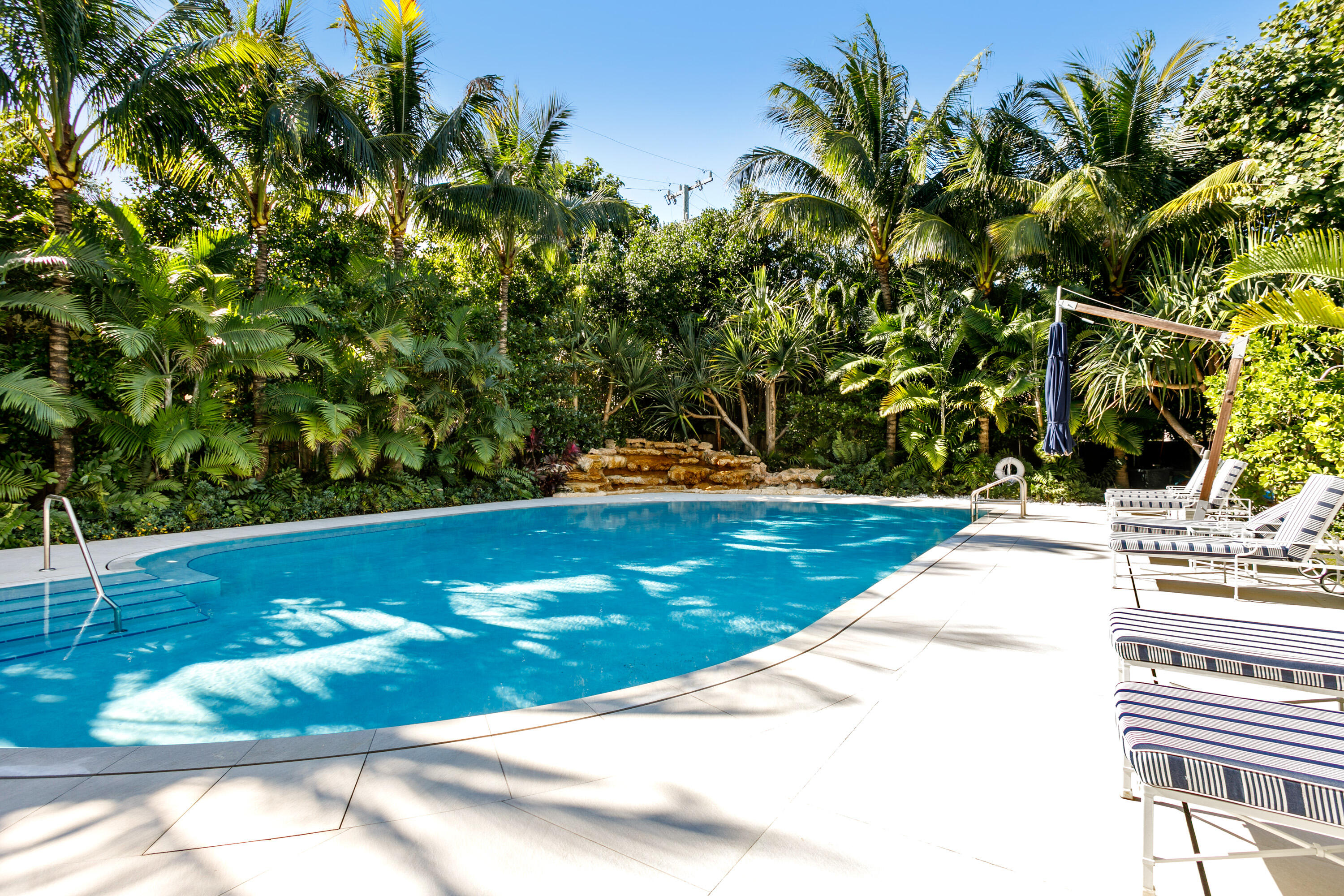 330 S Ocean Boulevard E1