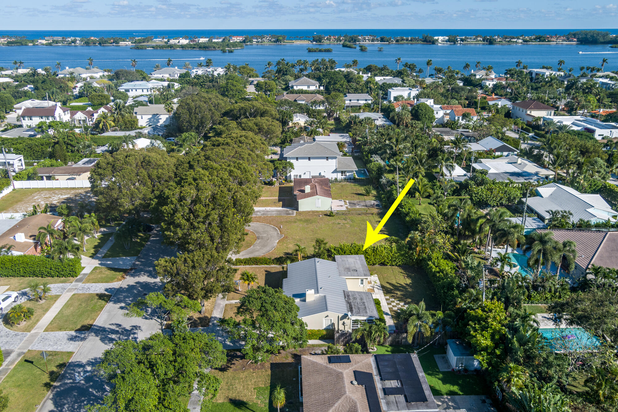 240 Forest Hill Boulevard