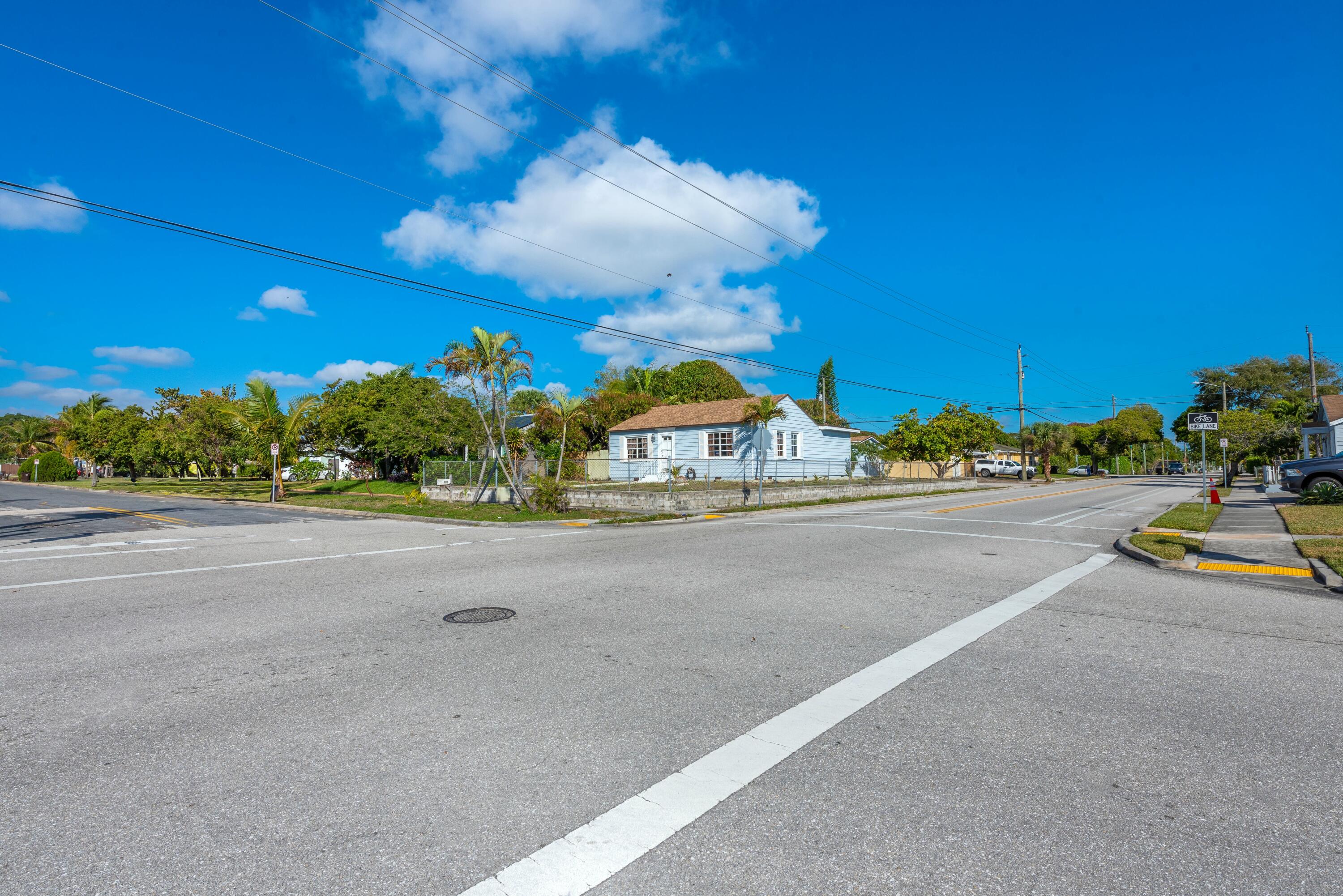 801 Summit Boulevard