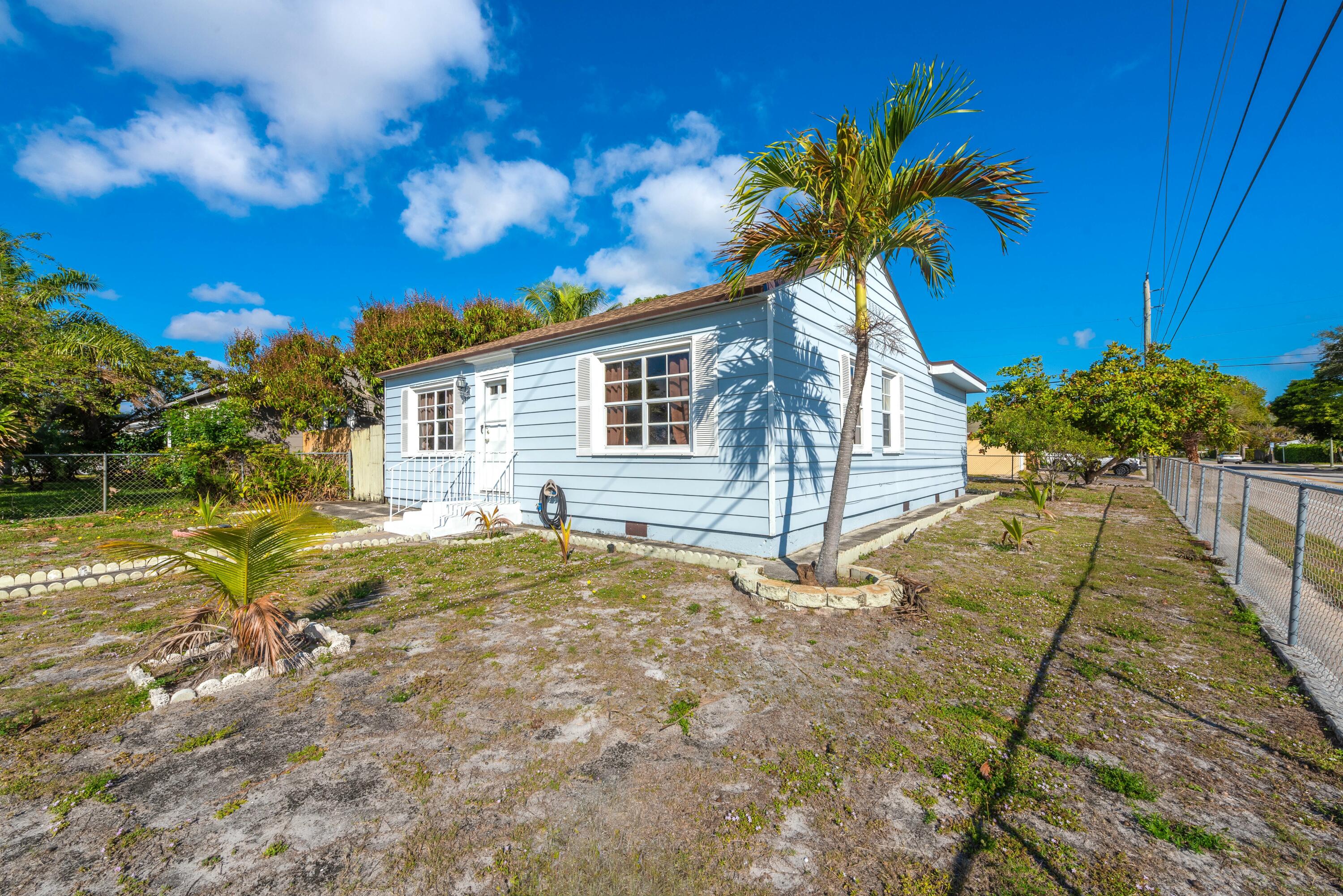 801 Summit Boulevard