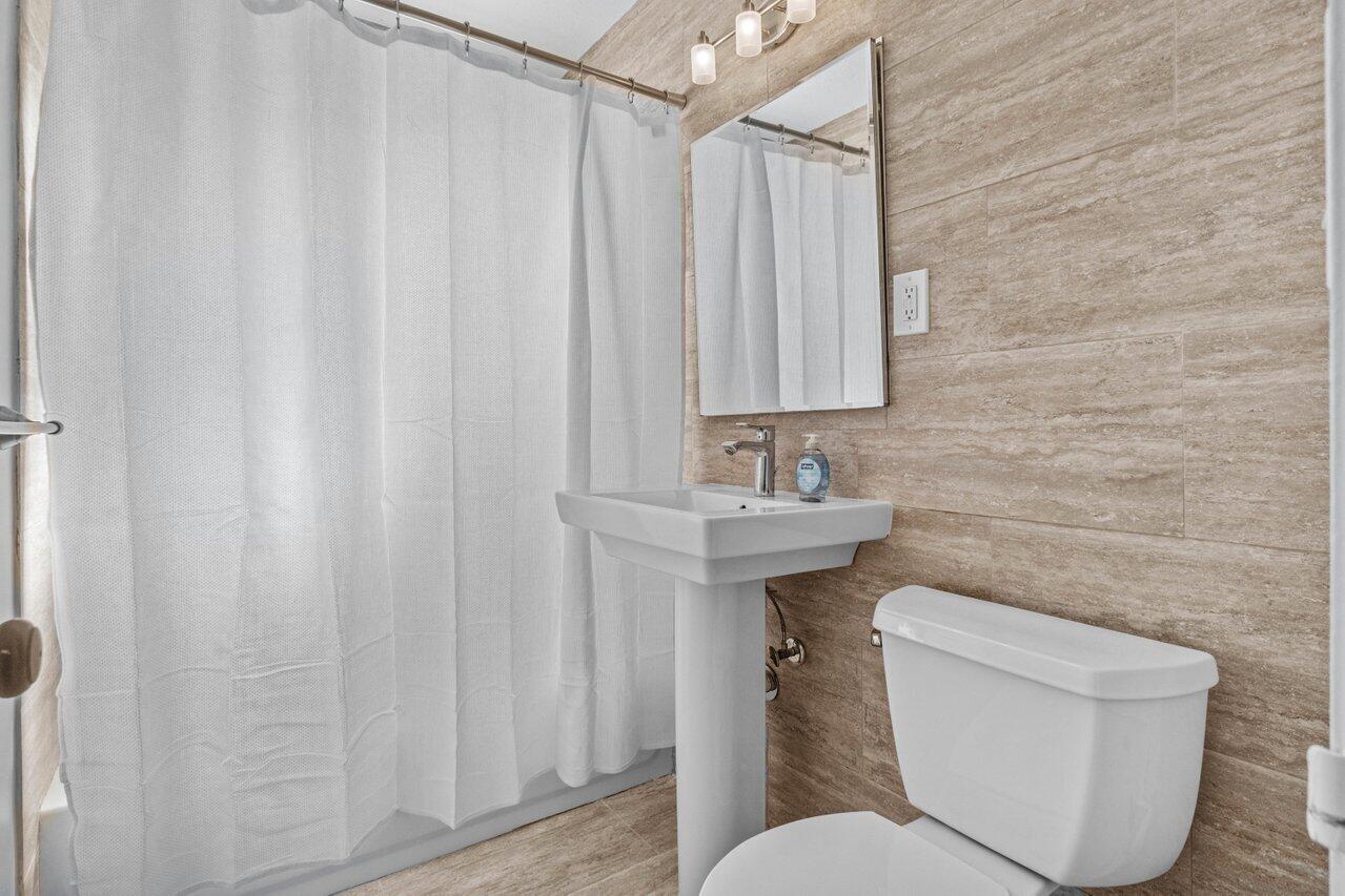 240 Forest Hill Boulevard